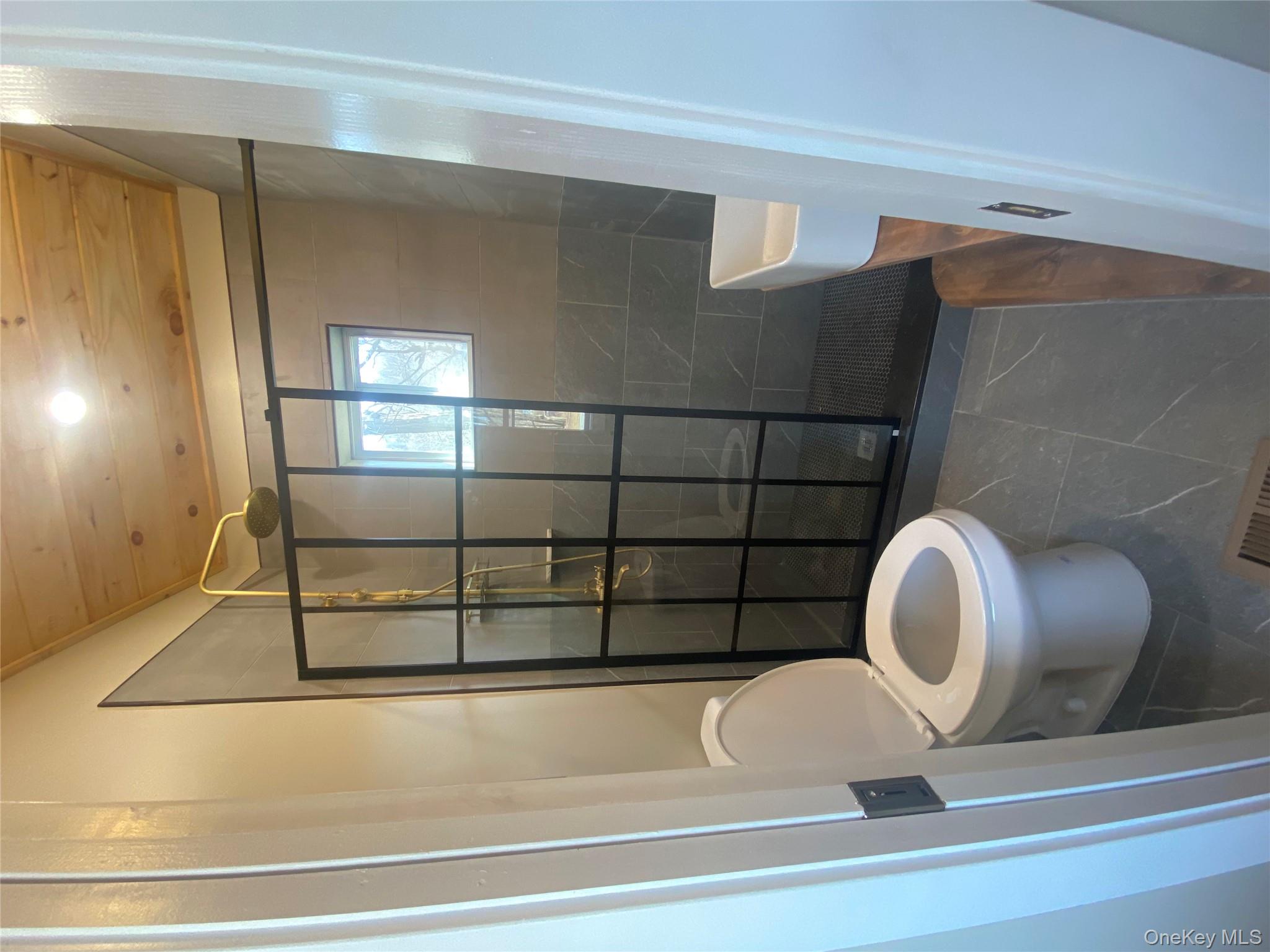 24 Lovett Lane, Jeffersonville, NY 12748