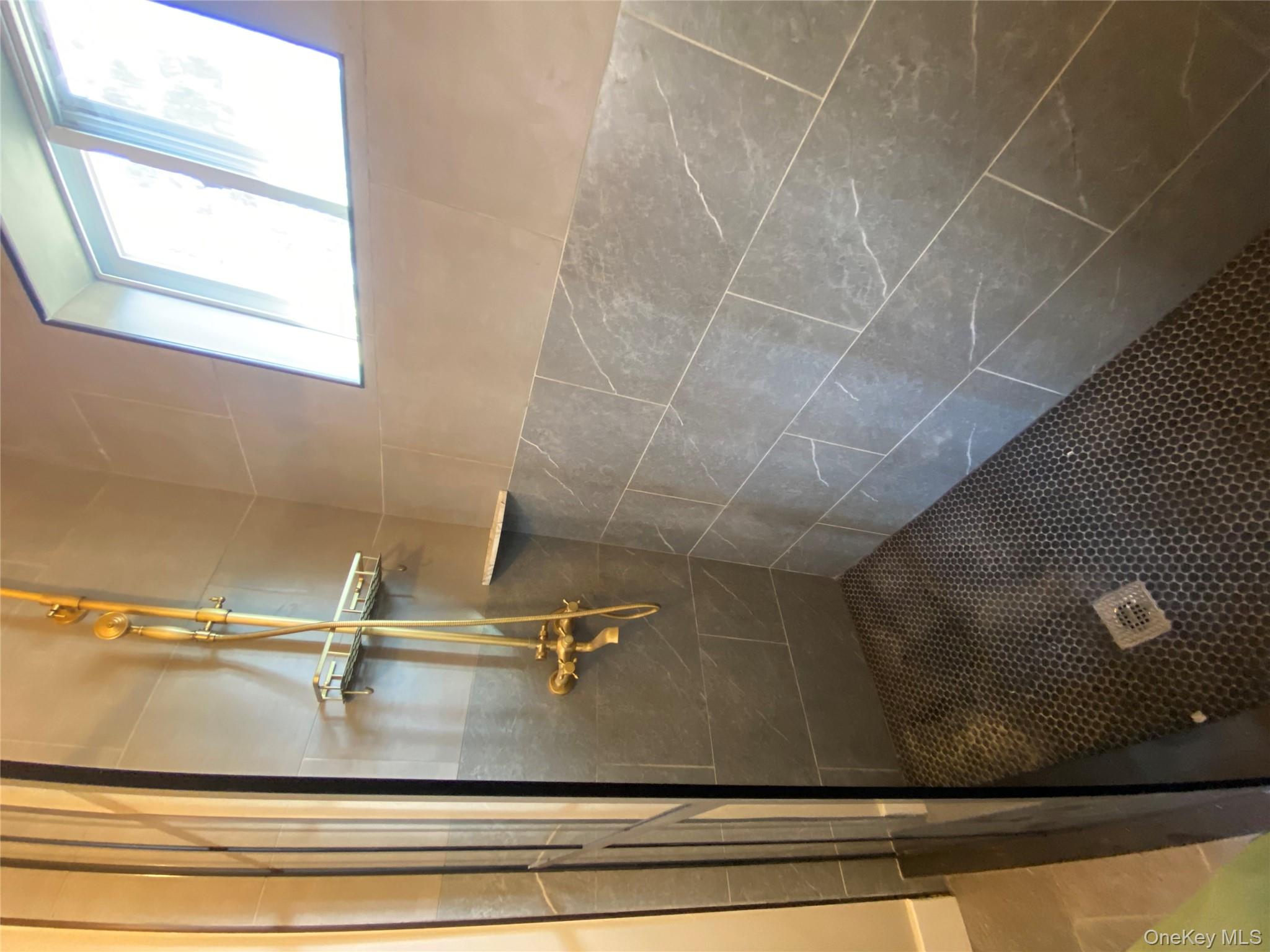 24 Lovett Lane, Jeffersonville, NY 12748