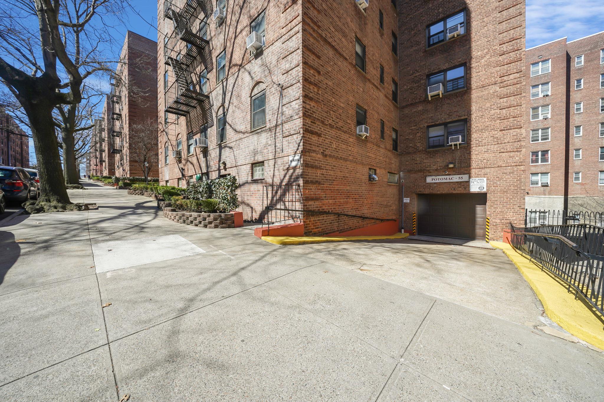 102-55 67 Road # 2V, Forest Hills, NY 11375