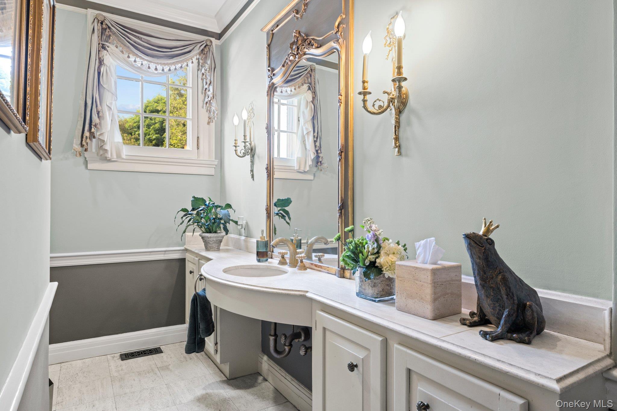 15 Emmet Drive, Head Of The Harbor, NY 11790