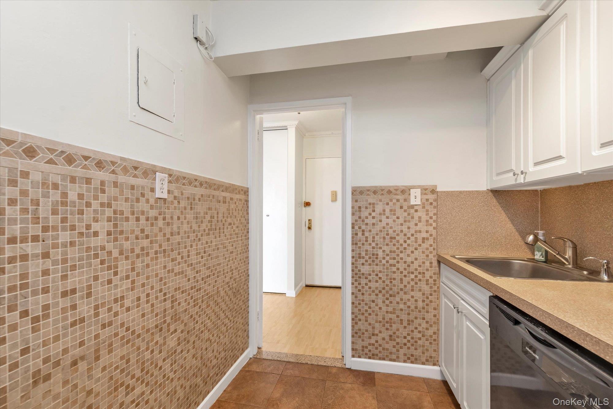 107-40 Queens Boulevard # 14C, Forest Hills, NY 11375