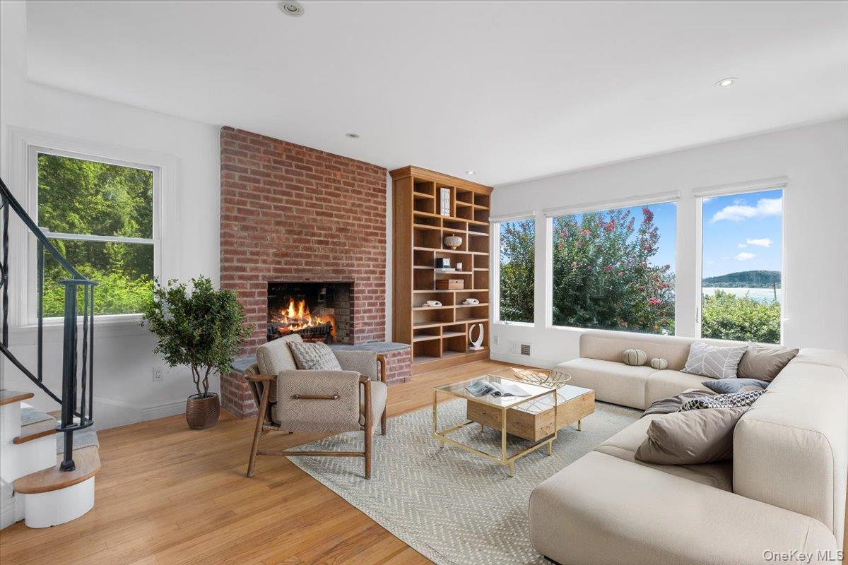 12 Country Club Lane N, Briarcliff Manor, NY 10510