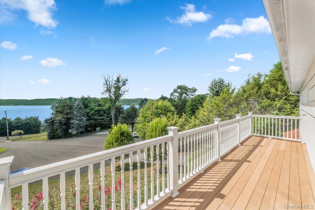 12 Country Club Lane N, Briarcliff Manor, NY 10510