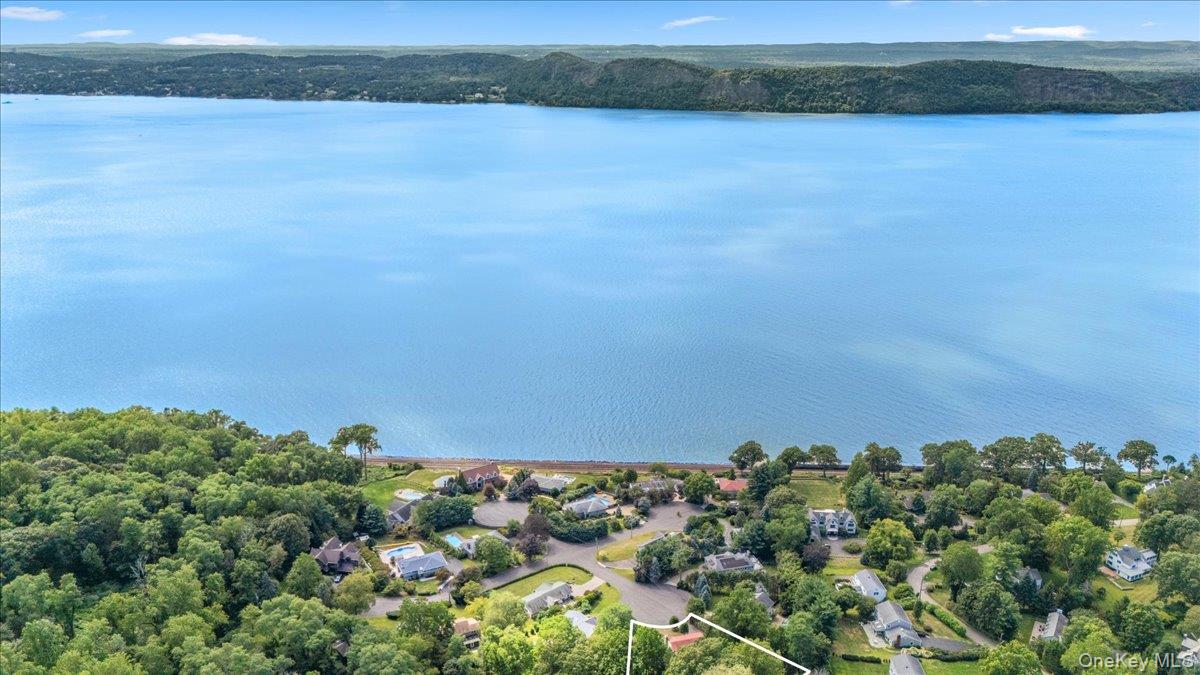 12 Country Club Lane N, Briarcliff Manor, NY 10510