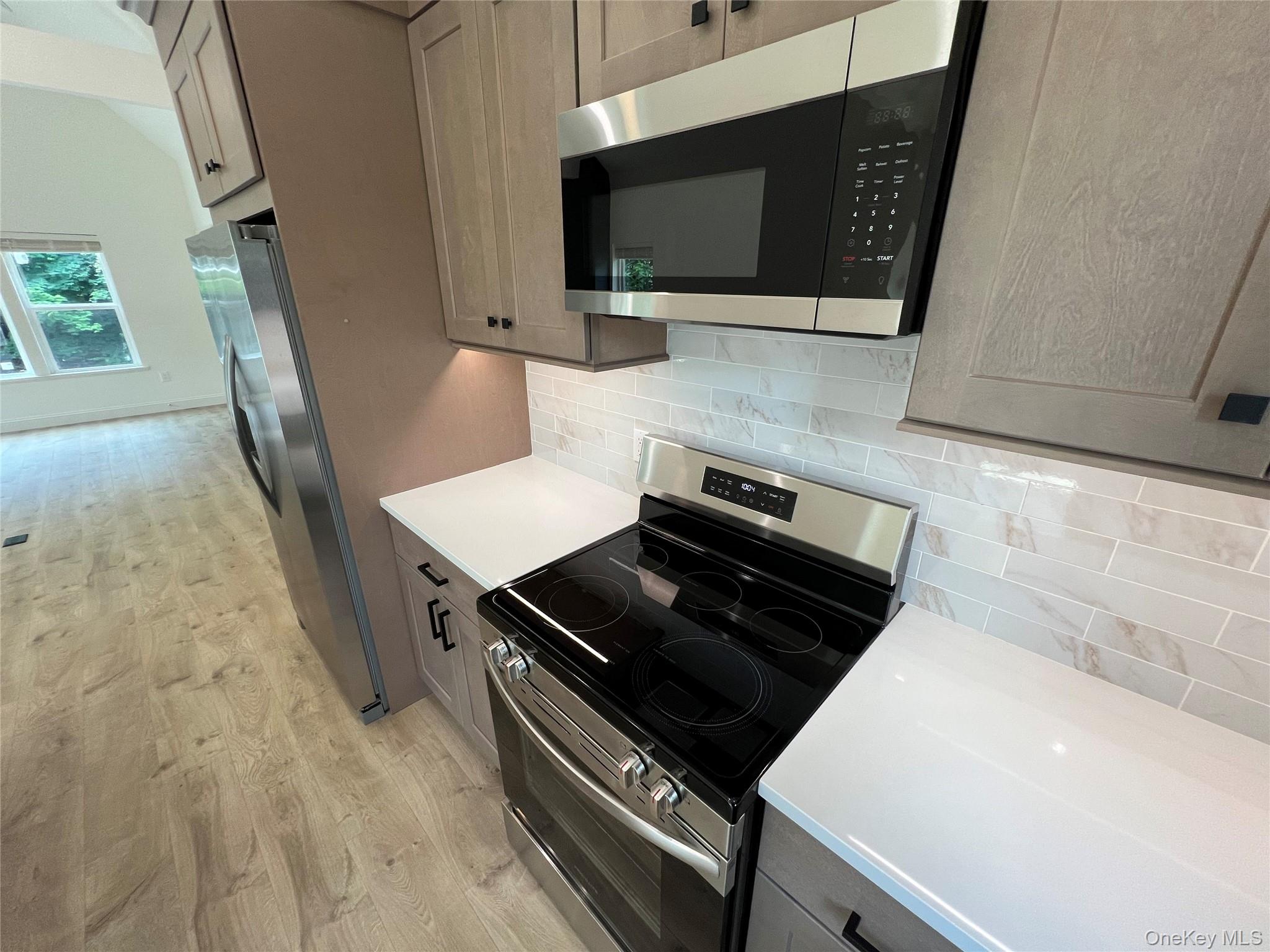 56 Hill Street E, Wading River, NY 11792