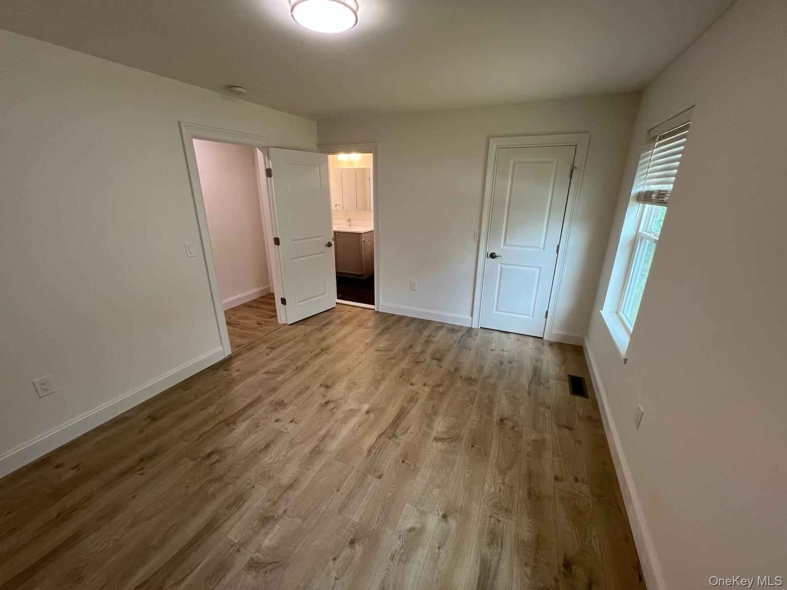 56 Hill Street E, Wading River, NY 11792