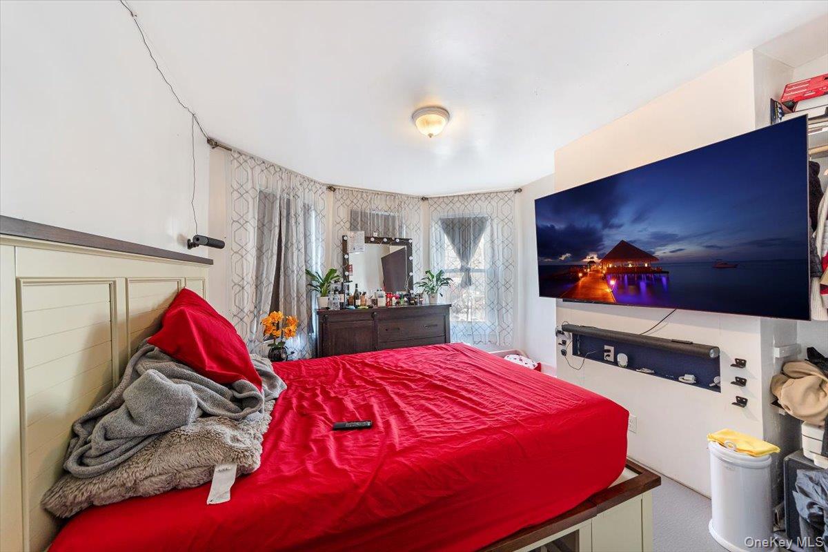 22 Jones Place, Yonkers, NY 10703