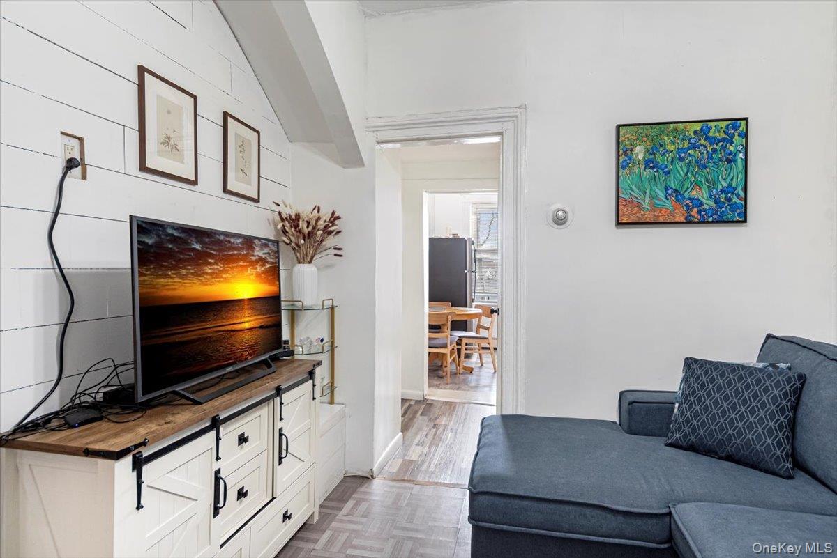 22 Jones Place, Yonkers, NY 10703