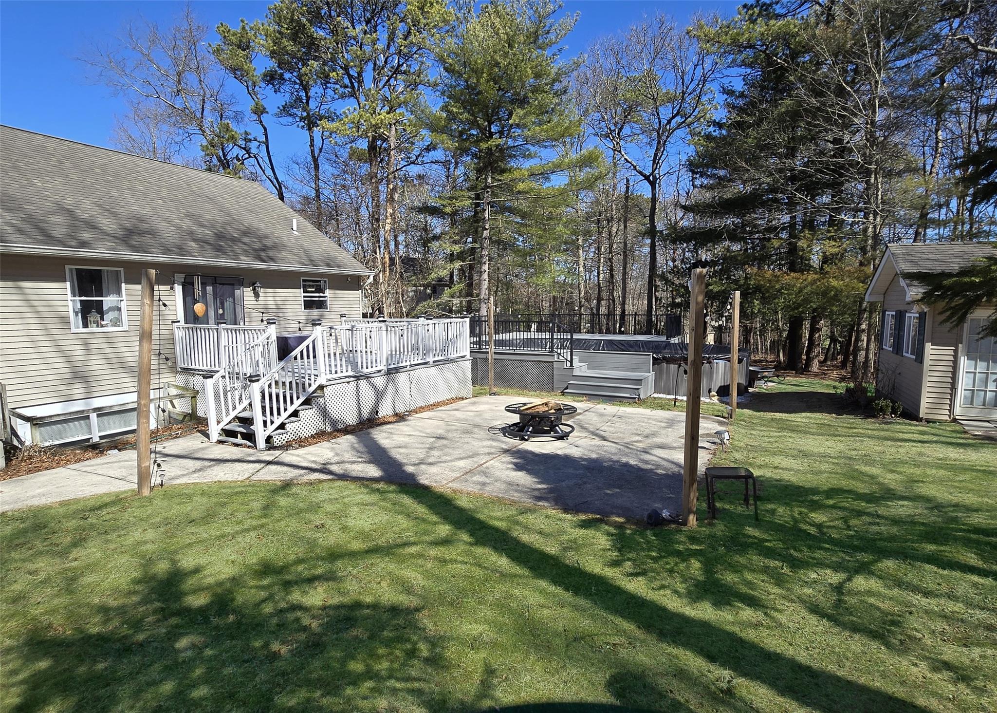 11 Doral Lane, Yaphank, NY 11980