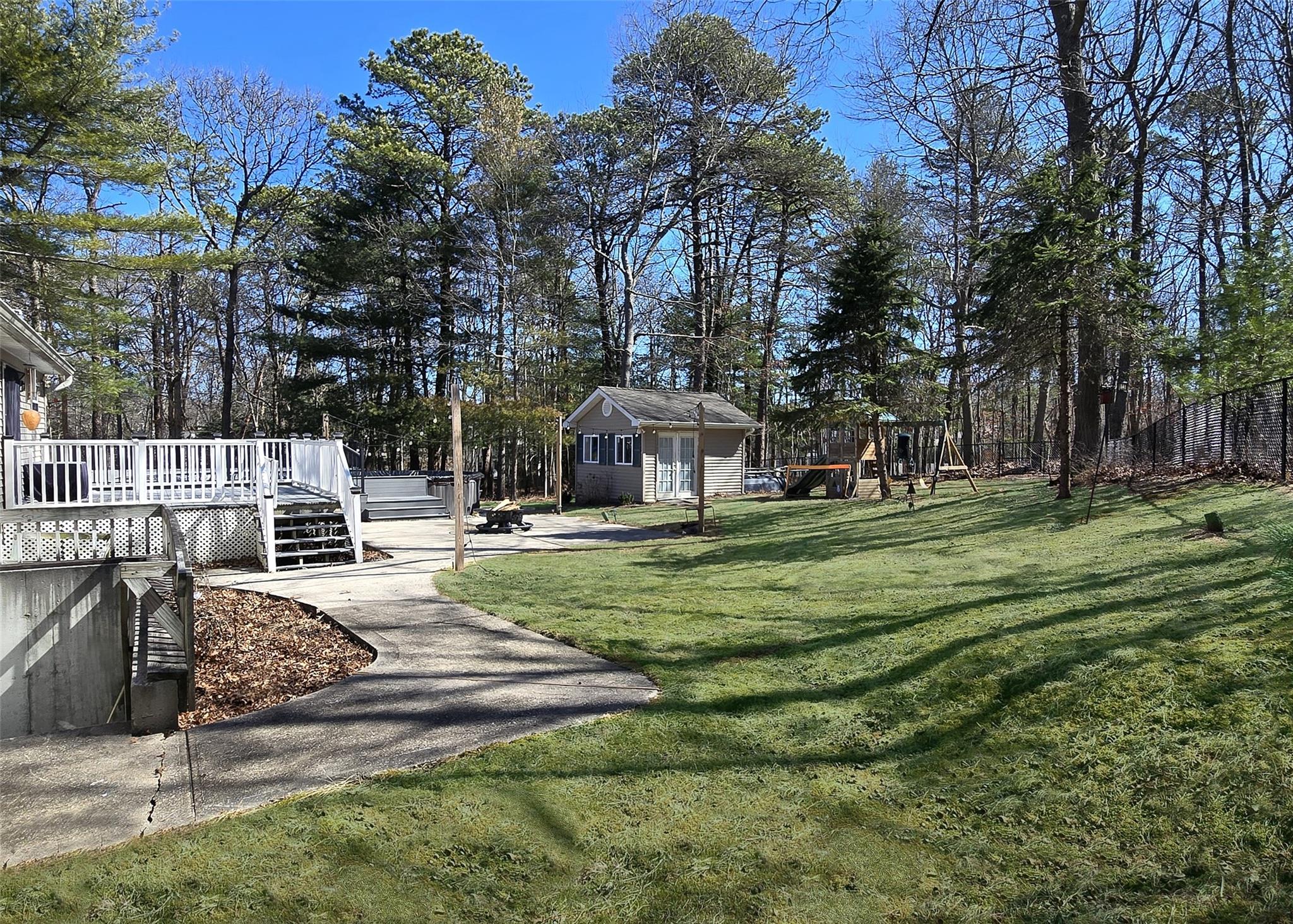 11 Doral Lane, Yaphank, NY 11980