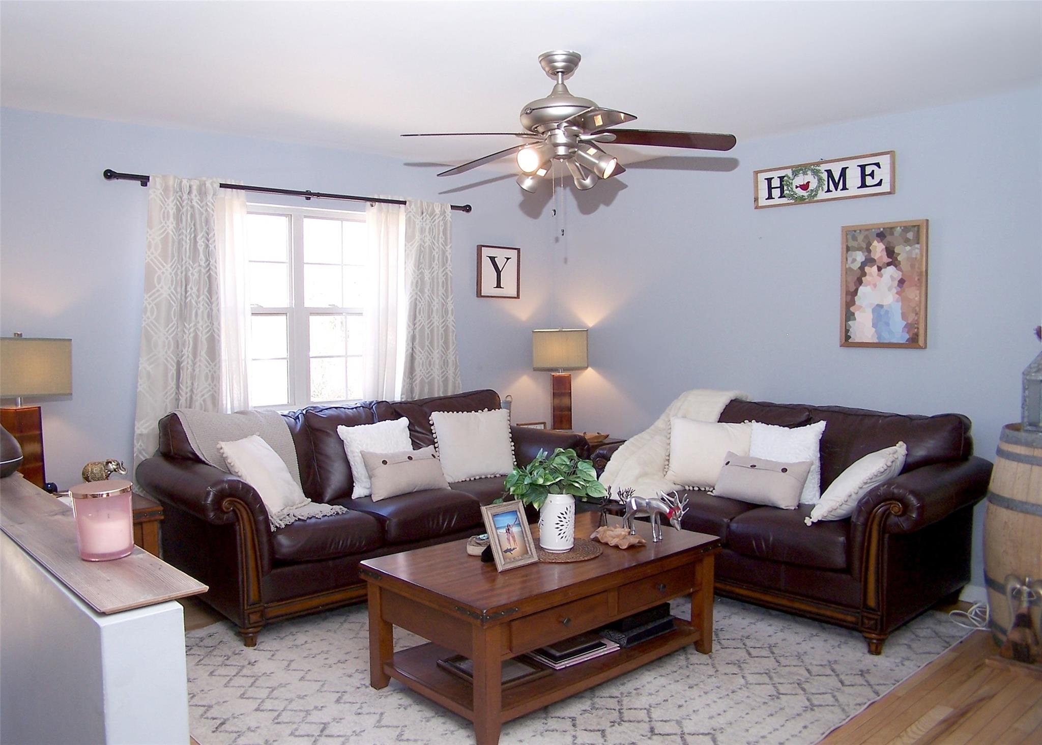 11 Doral Lane, Yaphank, NY 11980