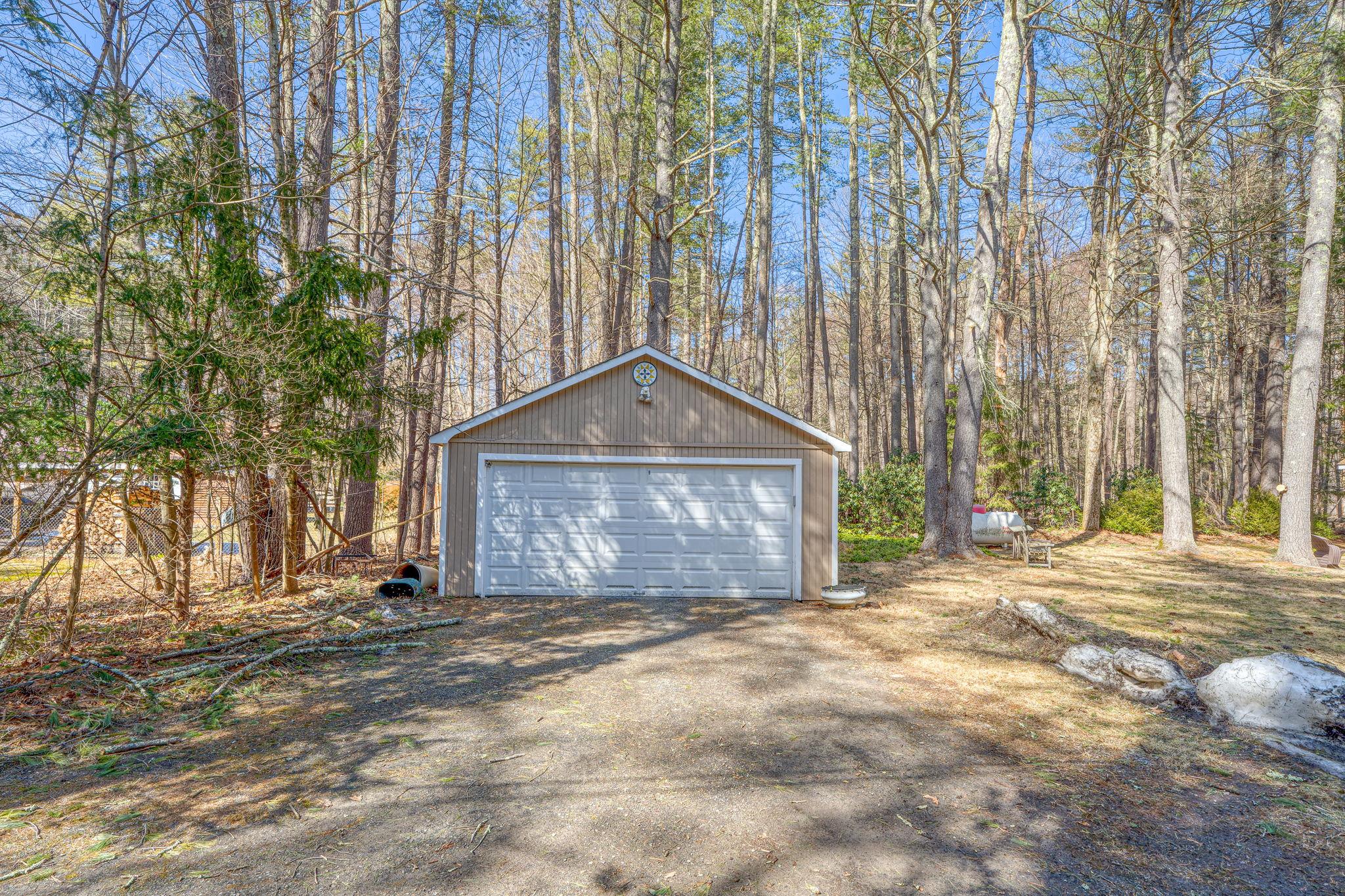 44 Mink Hollow Road, Woodstock, NY 12498
