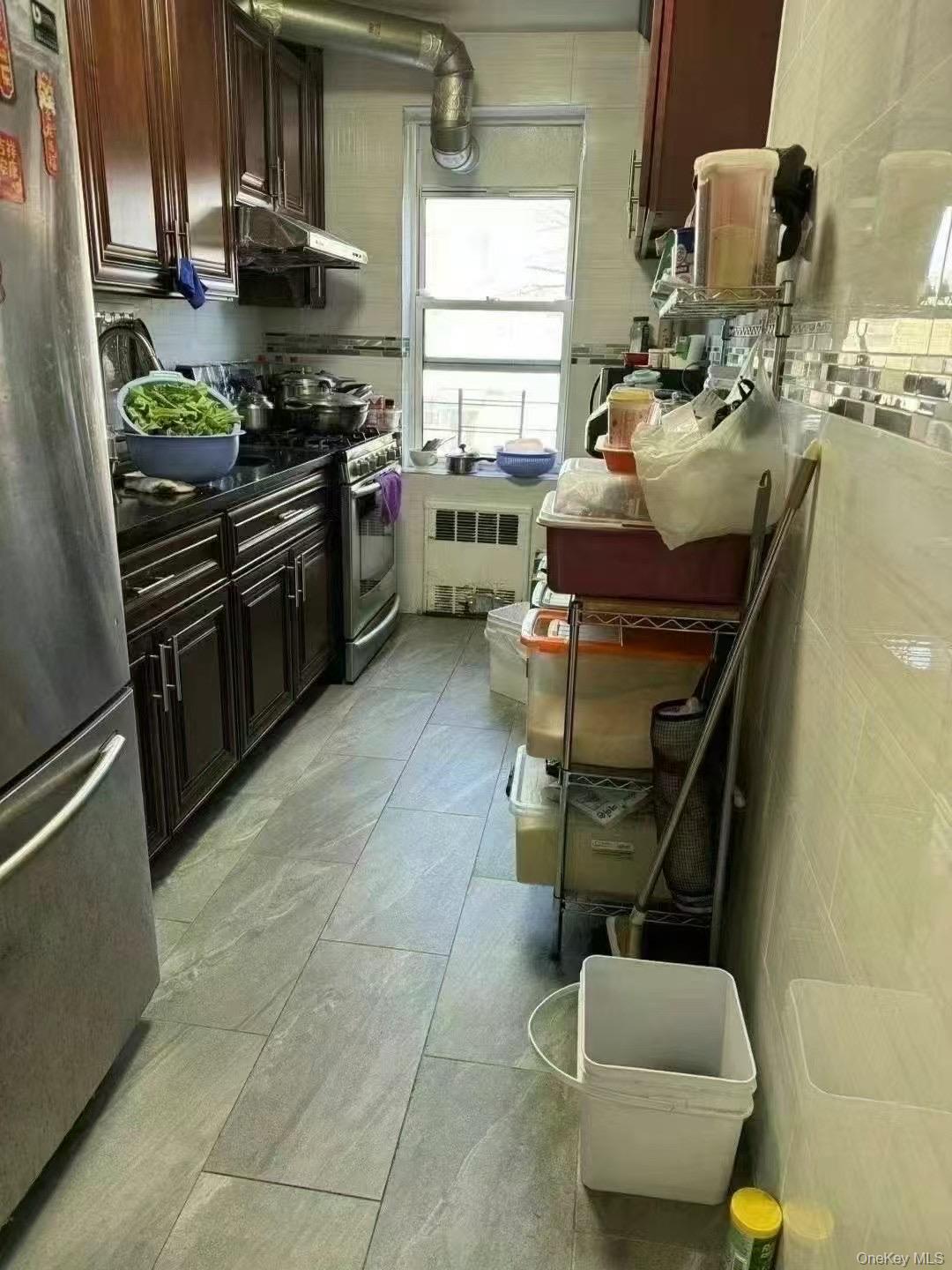 4240 Bowne St # 2j, Flushing, NY 11355