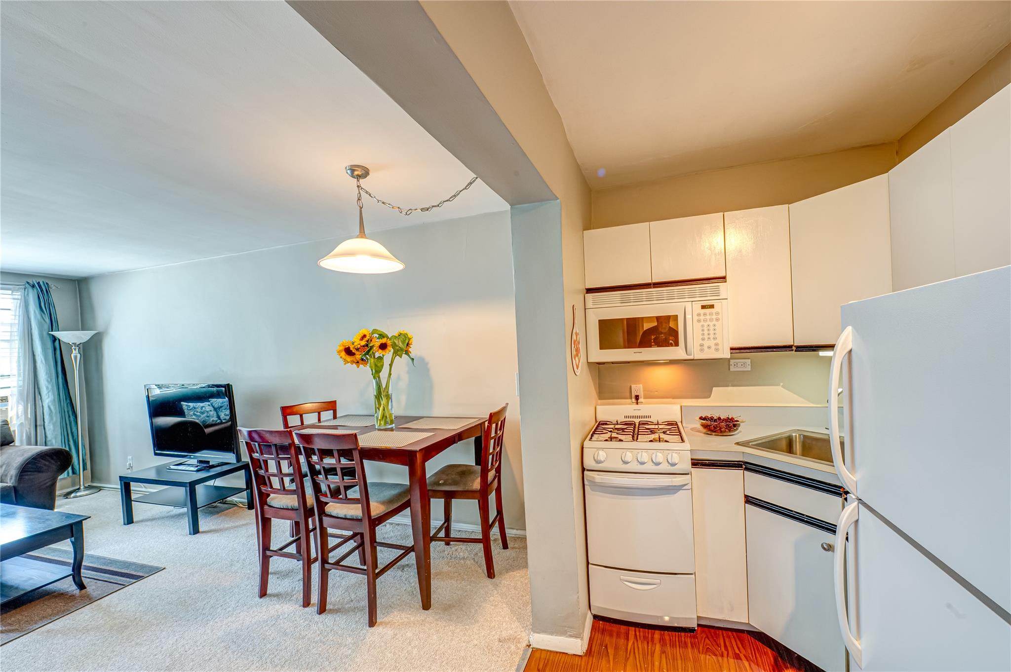 120 Horton Highway # A1, Mineola, NY 11501