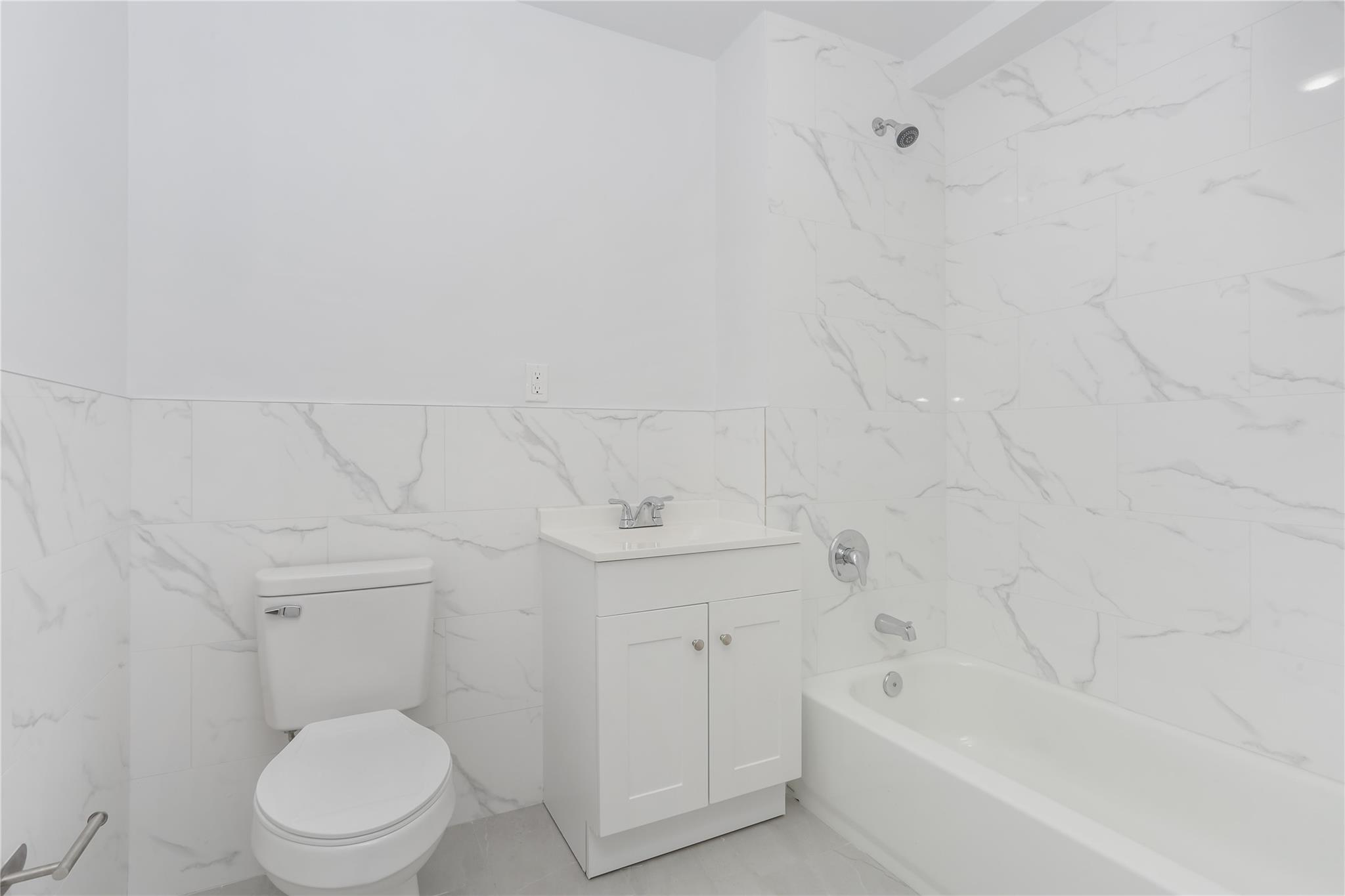 1081 Anderson, Bronx, NY 10452