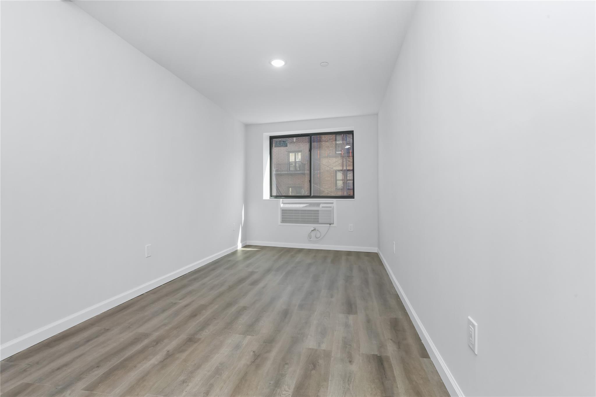 1081 Anderson, Bronx, NY 10452