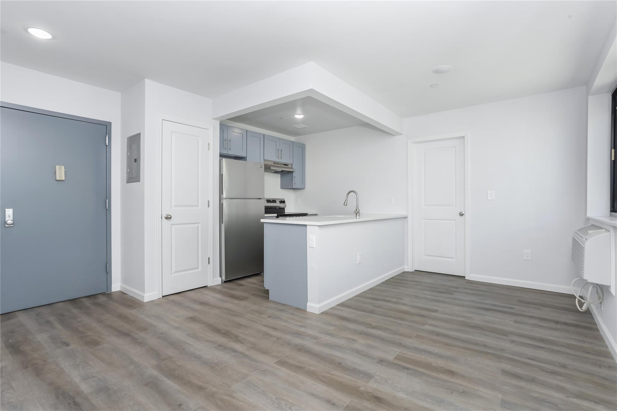 1081 Anderson, Bronx, NY 10452