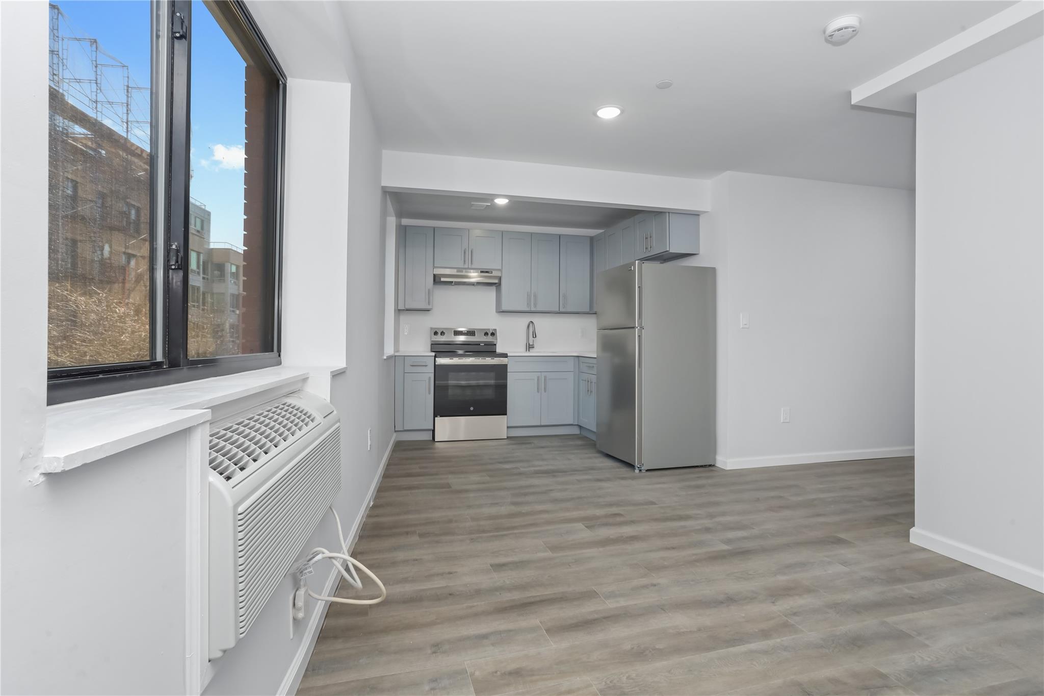 1081 Anderson, Bronx, NY 10452