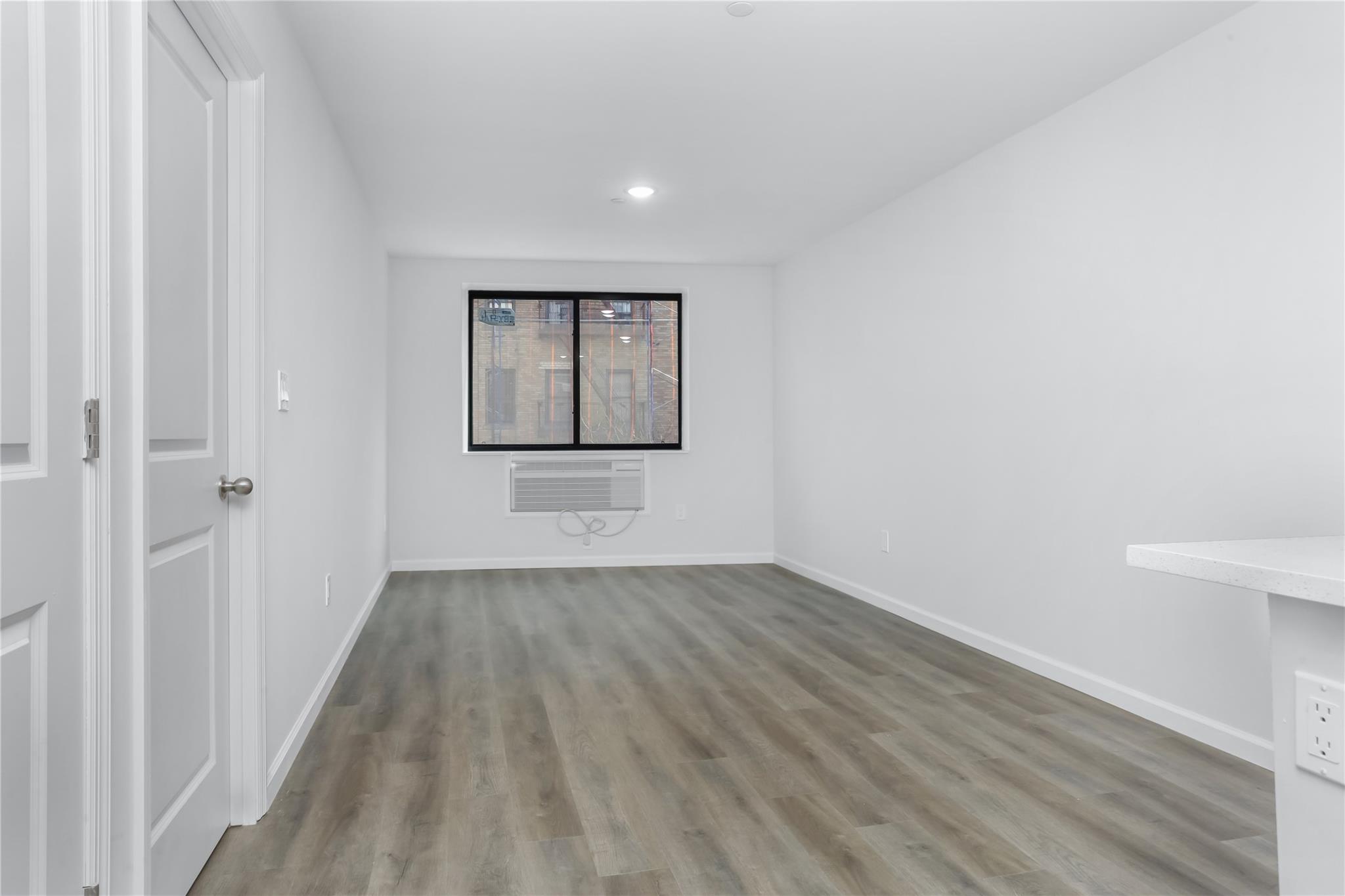 1081 Anderson, Bronx, NY 10452