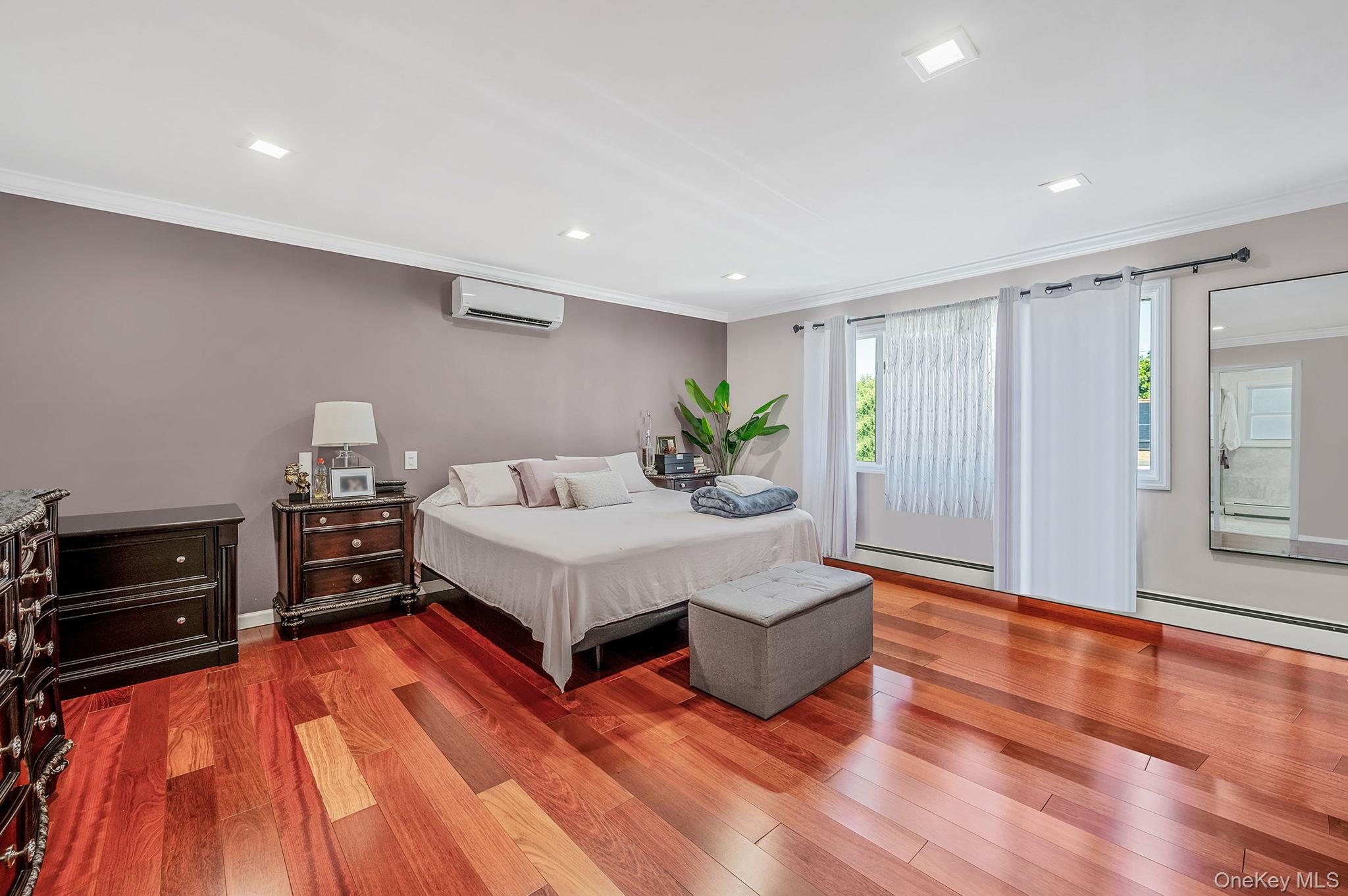 West Hempstead, NY 11552