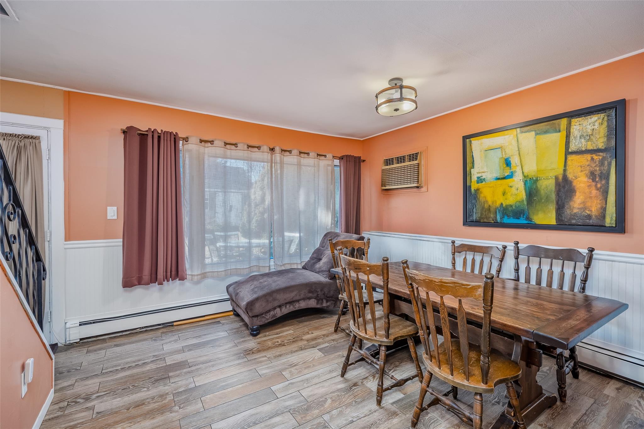 12 Springtime Lane E, Levittown, NY 11756