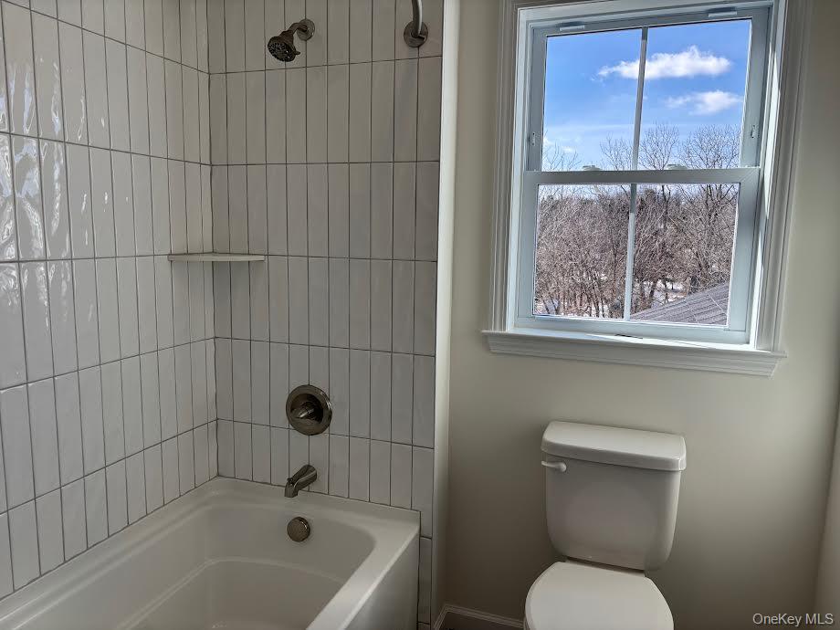 2 Rosewood Lane, Salisbury Mills, NY 12553