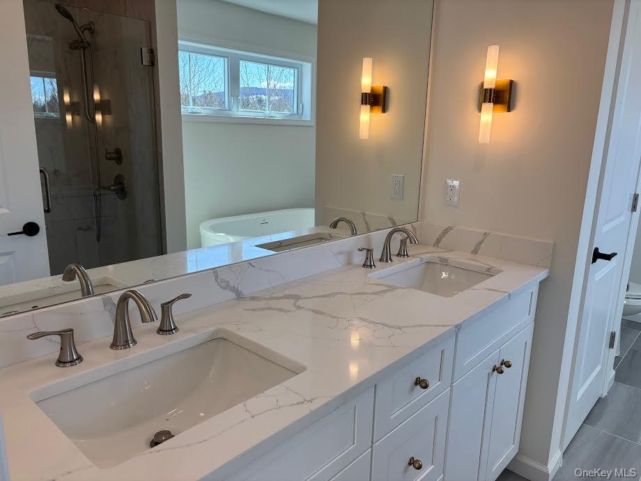 2 Rosewood Lane, Salisbury Mills, NY 12553