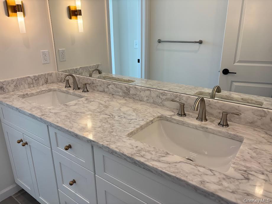 2 Rosewood Lane, Salisbury Mills, NY 12553