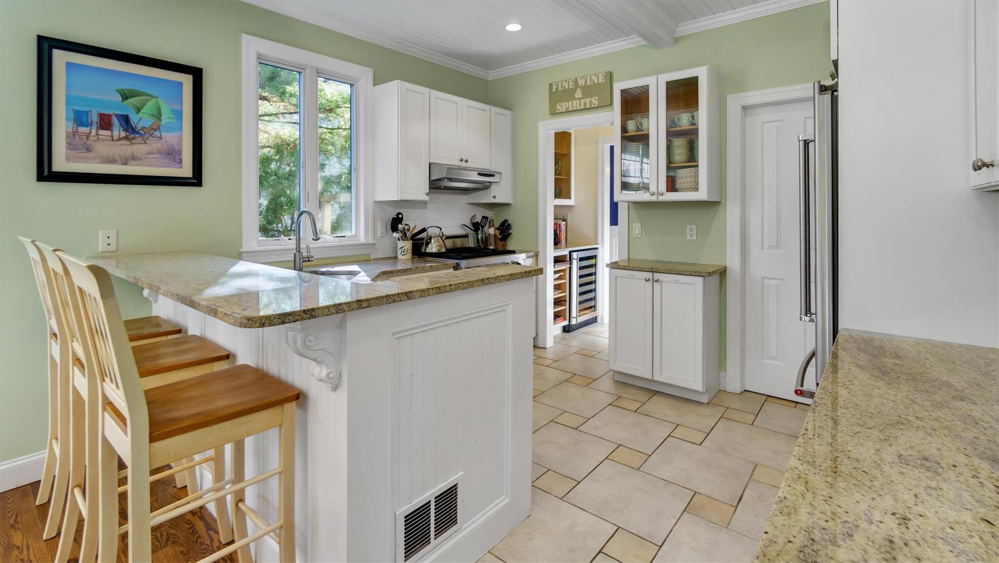 38 Bridle Path, Westhampton Beach, NY 11978