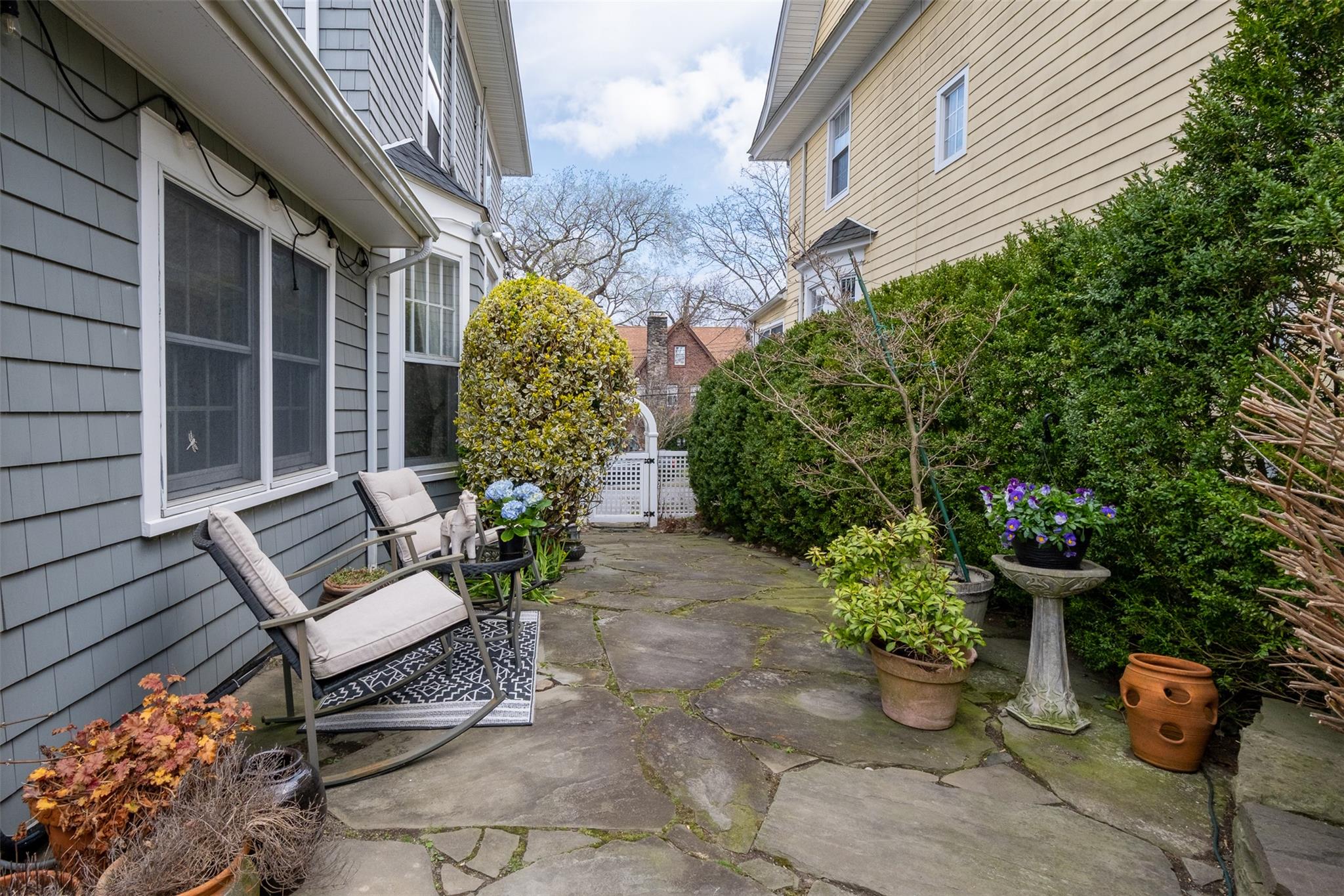 39 Rossmore Avenue, Bronxville, NY 10708