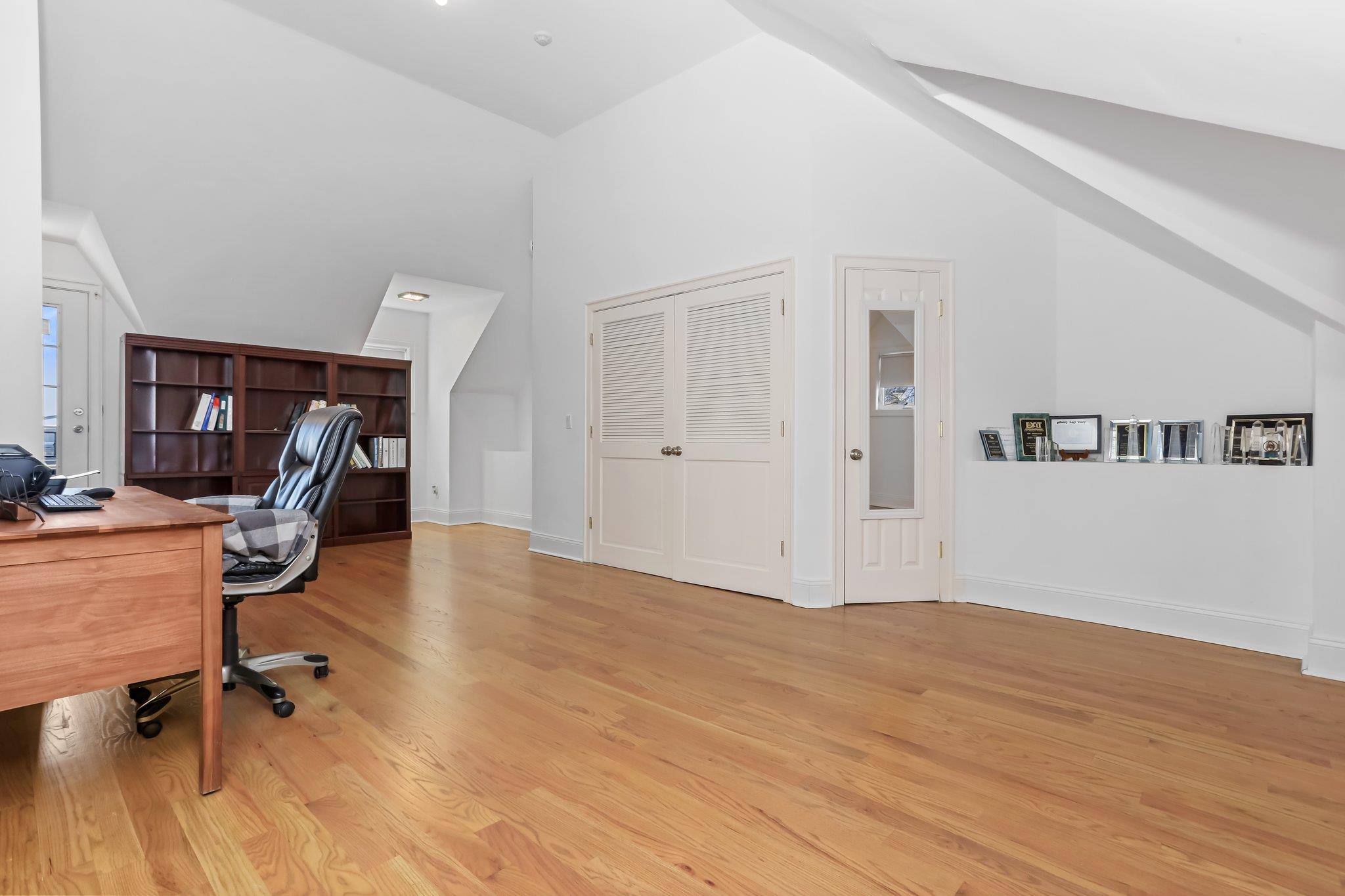 80 Old Boston Post Road # 6, New Rochelle, NY 10801