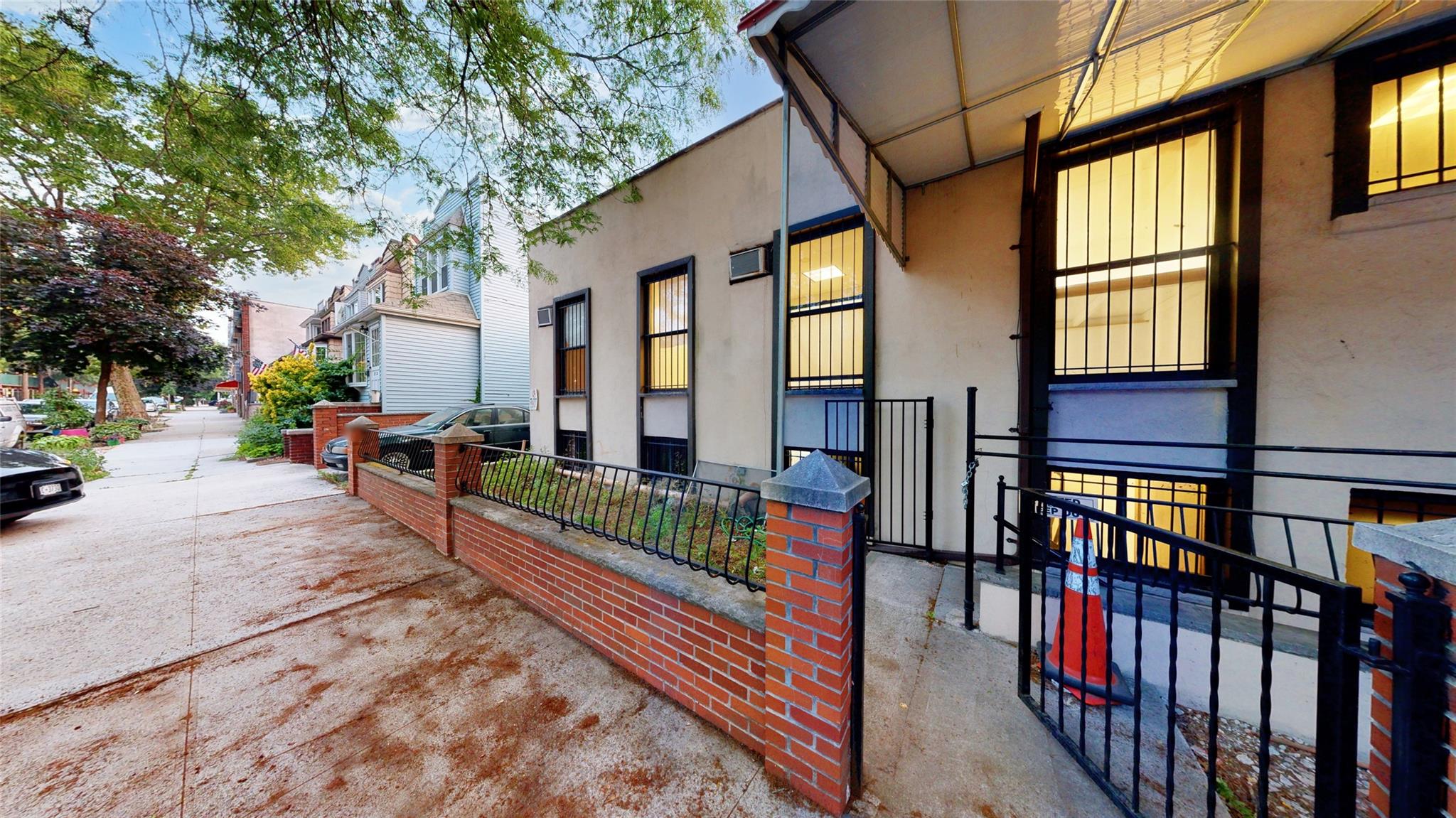 7720 74th Street, Glendale, NY 11385