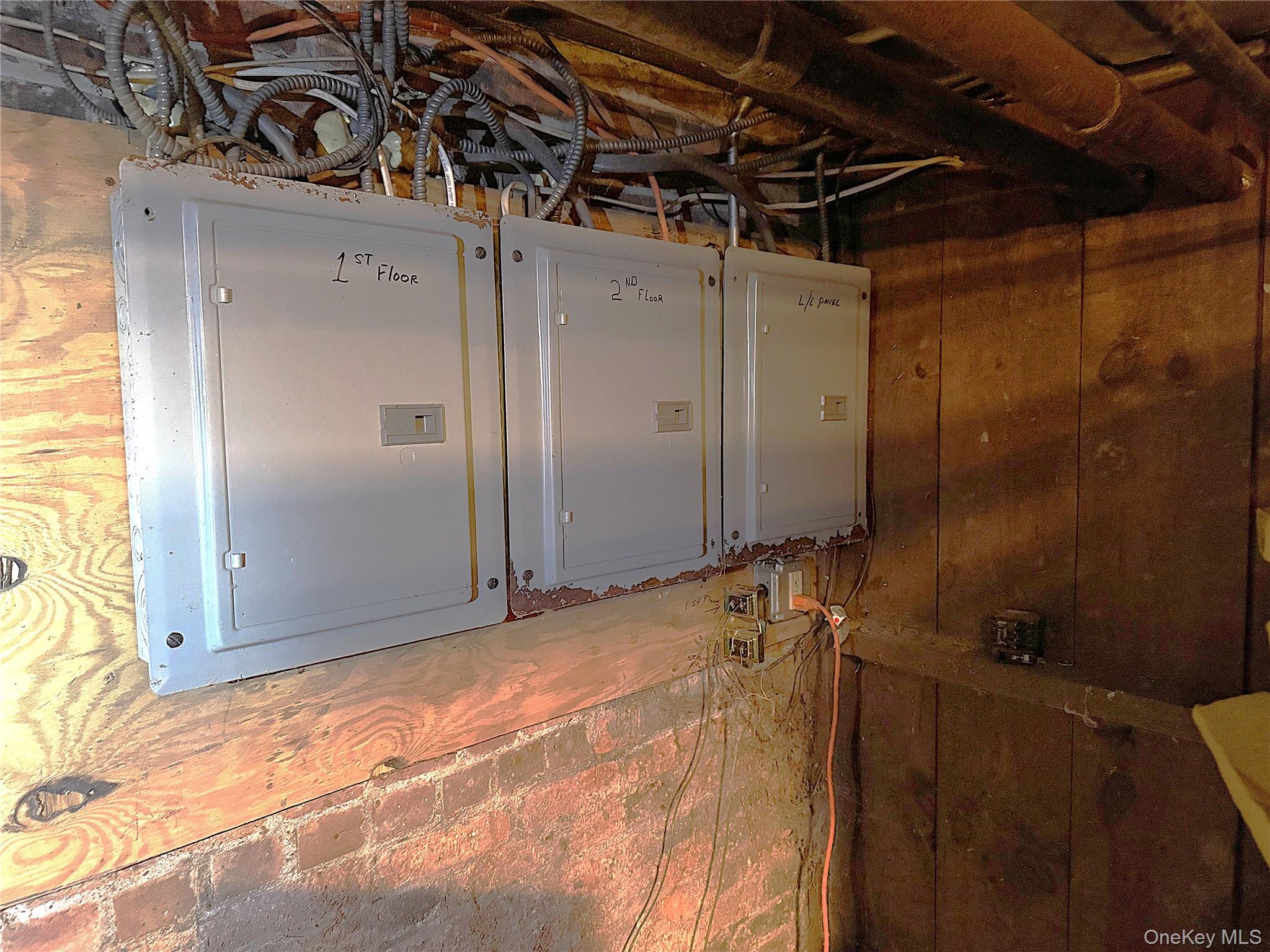 9 Liberty Street, Newburgh, NY 12550