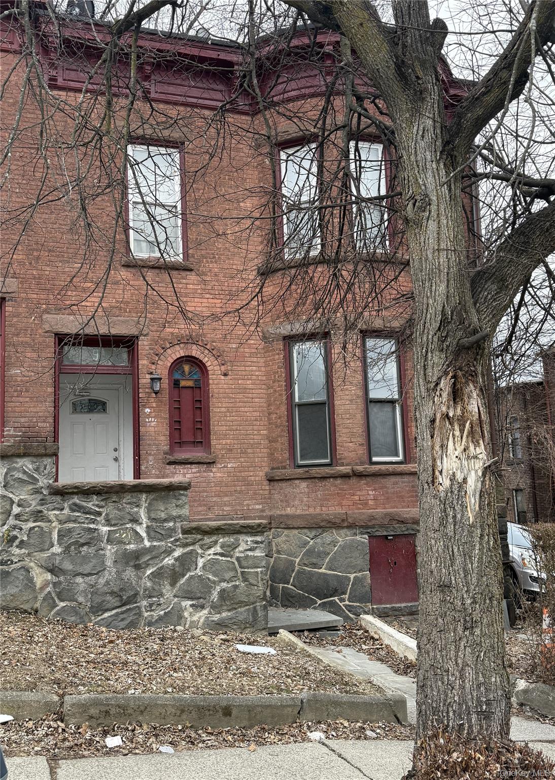 9 Liberty Street, Newburgh, NY 12550