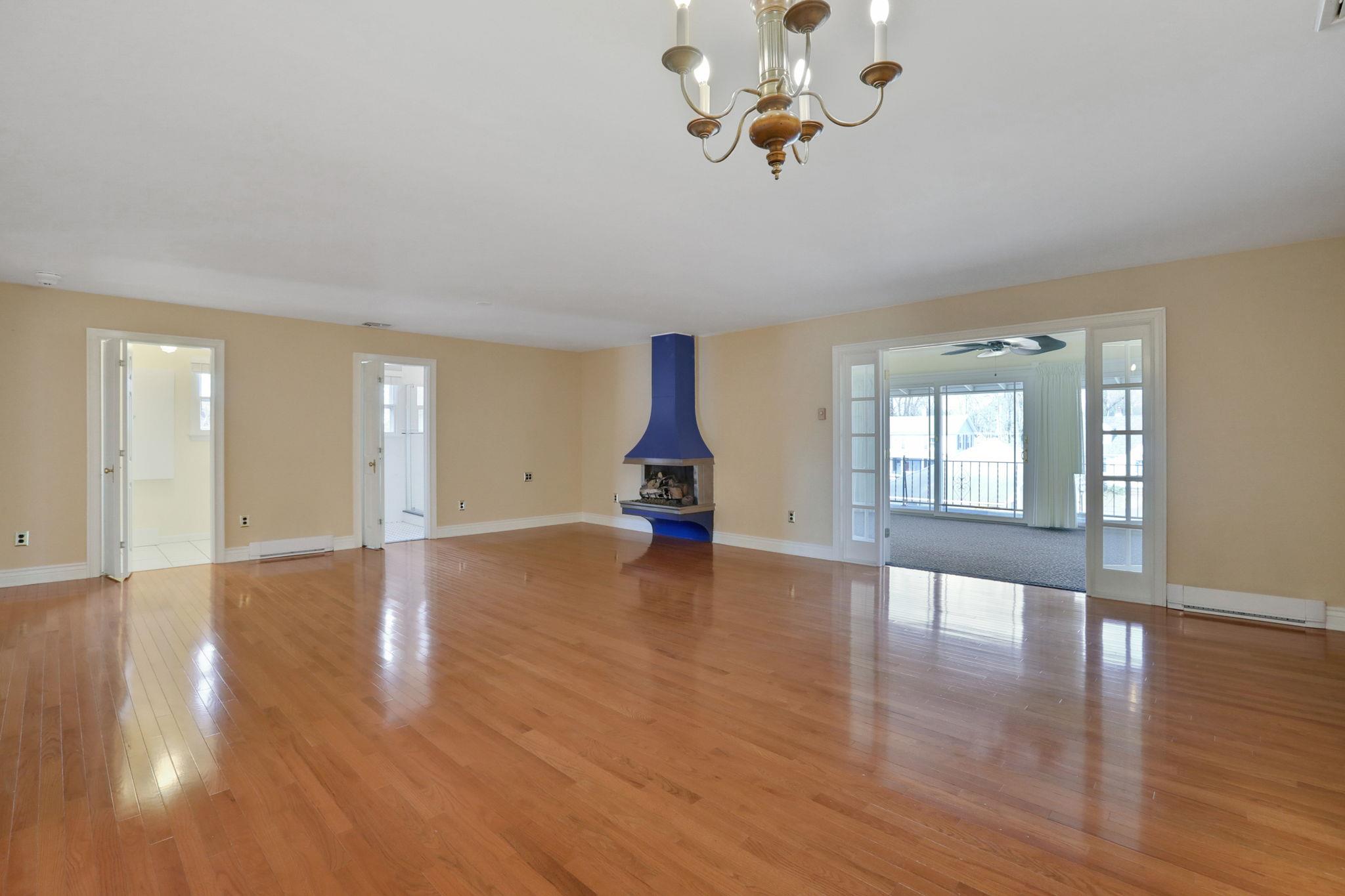 411 Albany Avenue, Kingston, NY 12401