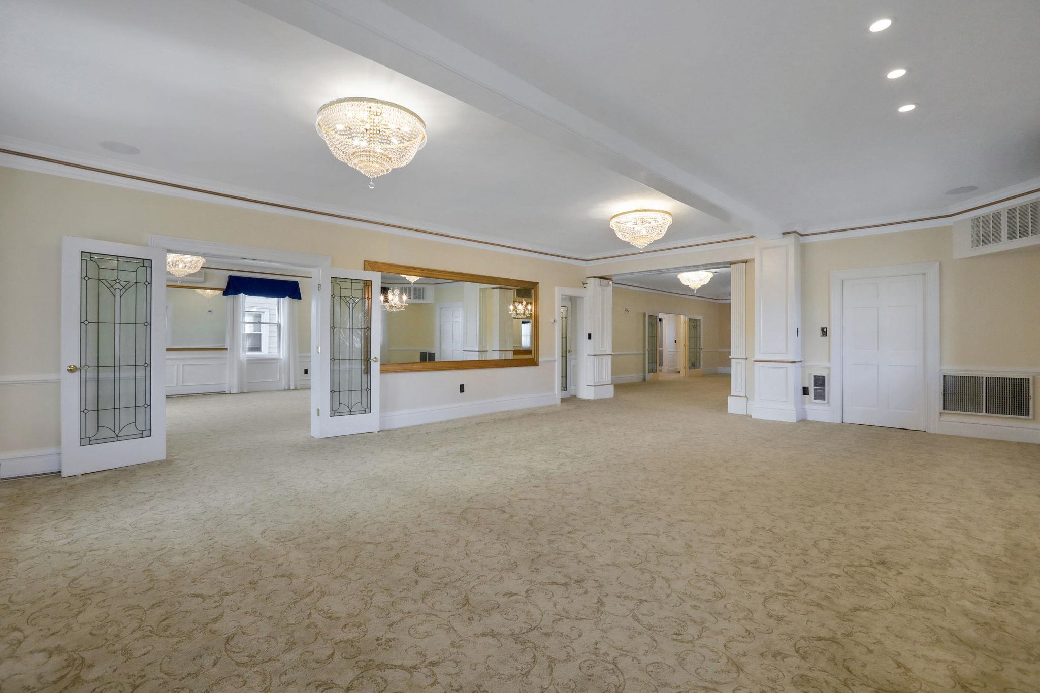 411 Albany Avenue, Kingston, NY 12401