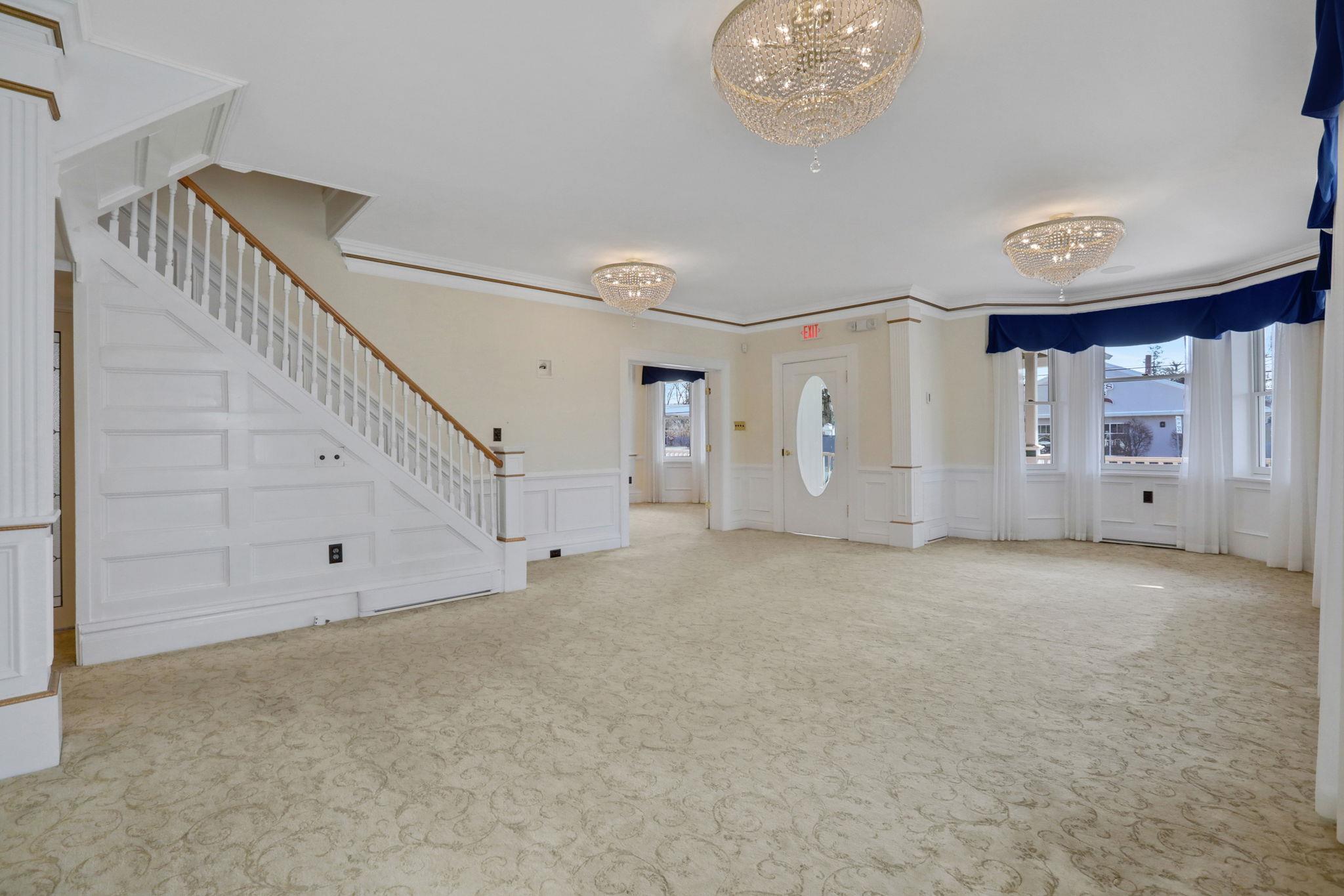 411 Albany Avenue, Kingston, NY 12401