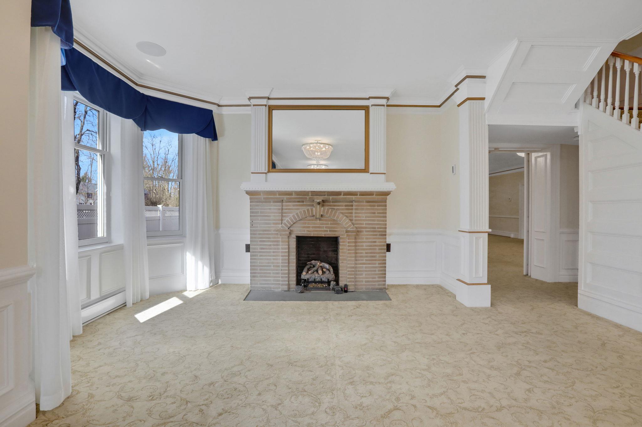 411 Albany Avenue, Kingston, NY 12401