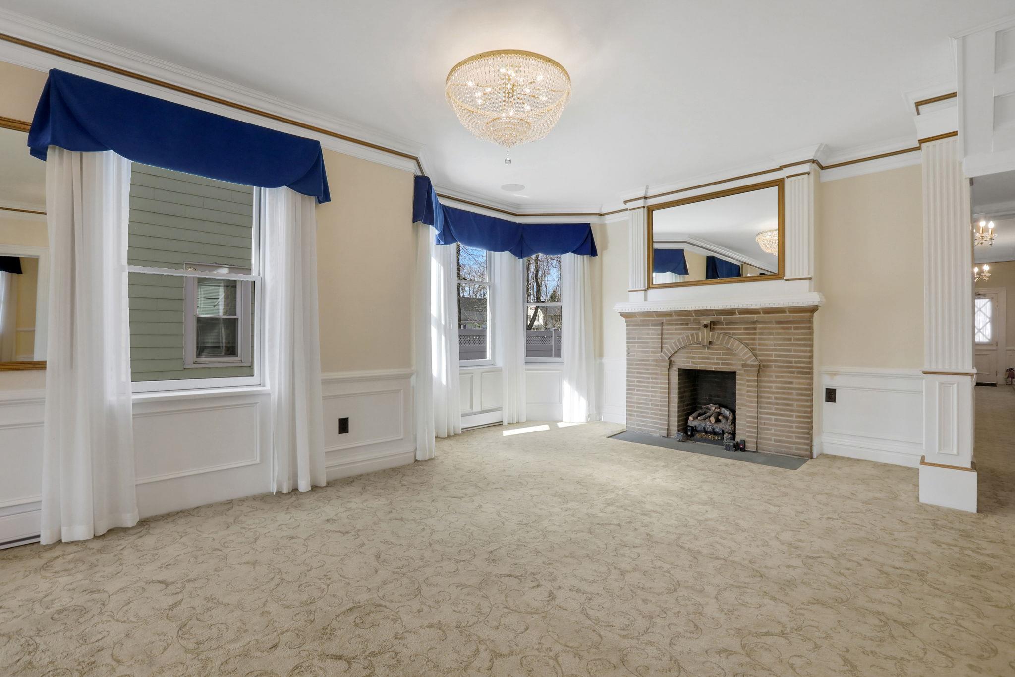 411 Albany Avenue, Kingston, NY 12401