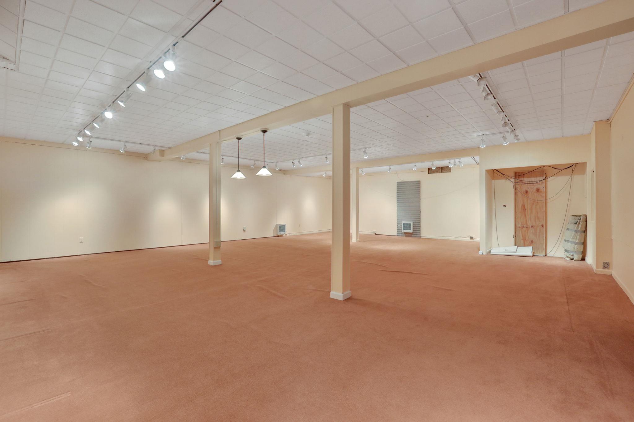 411 Albany Avenue, Kingston, NY 12401