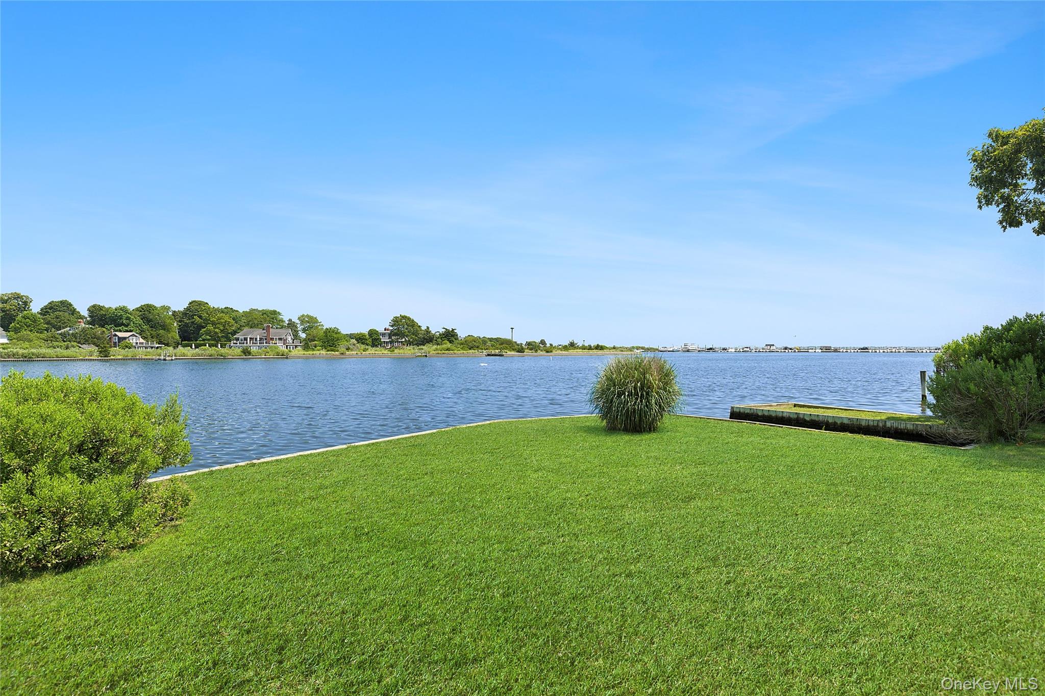 193 Holiday Boulevard, Center Moriches, NY 11934