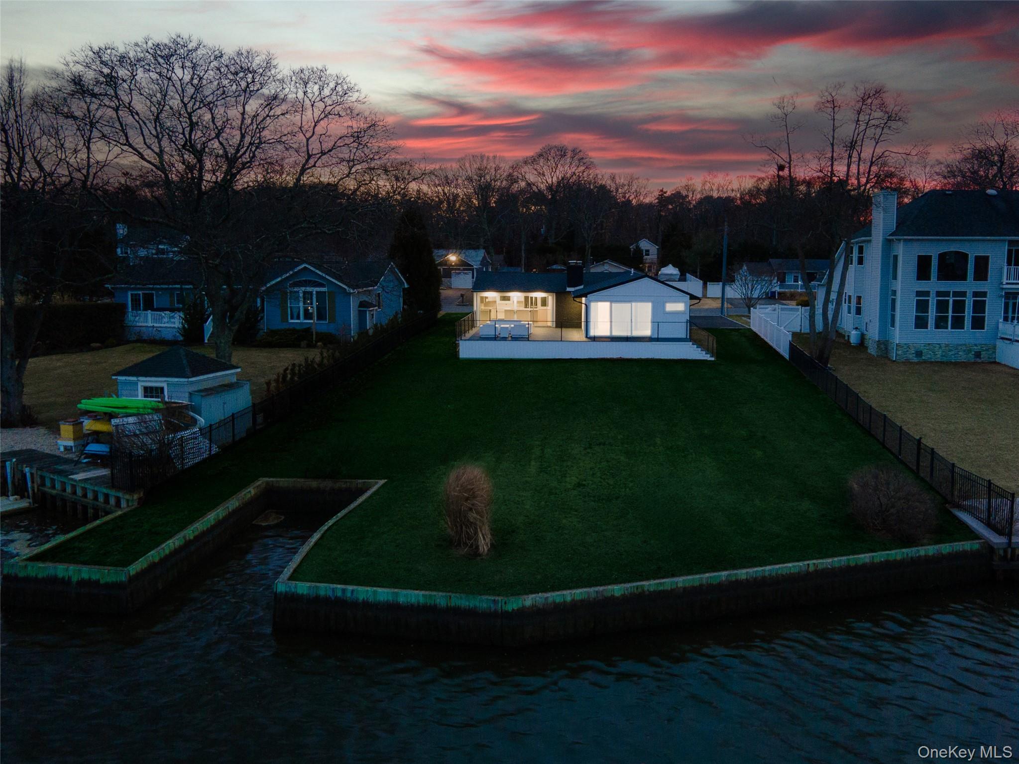 193 Holiday Boulevard, Center Moriches, NY 11934