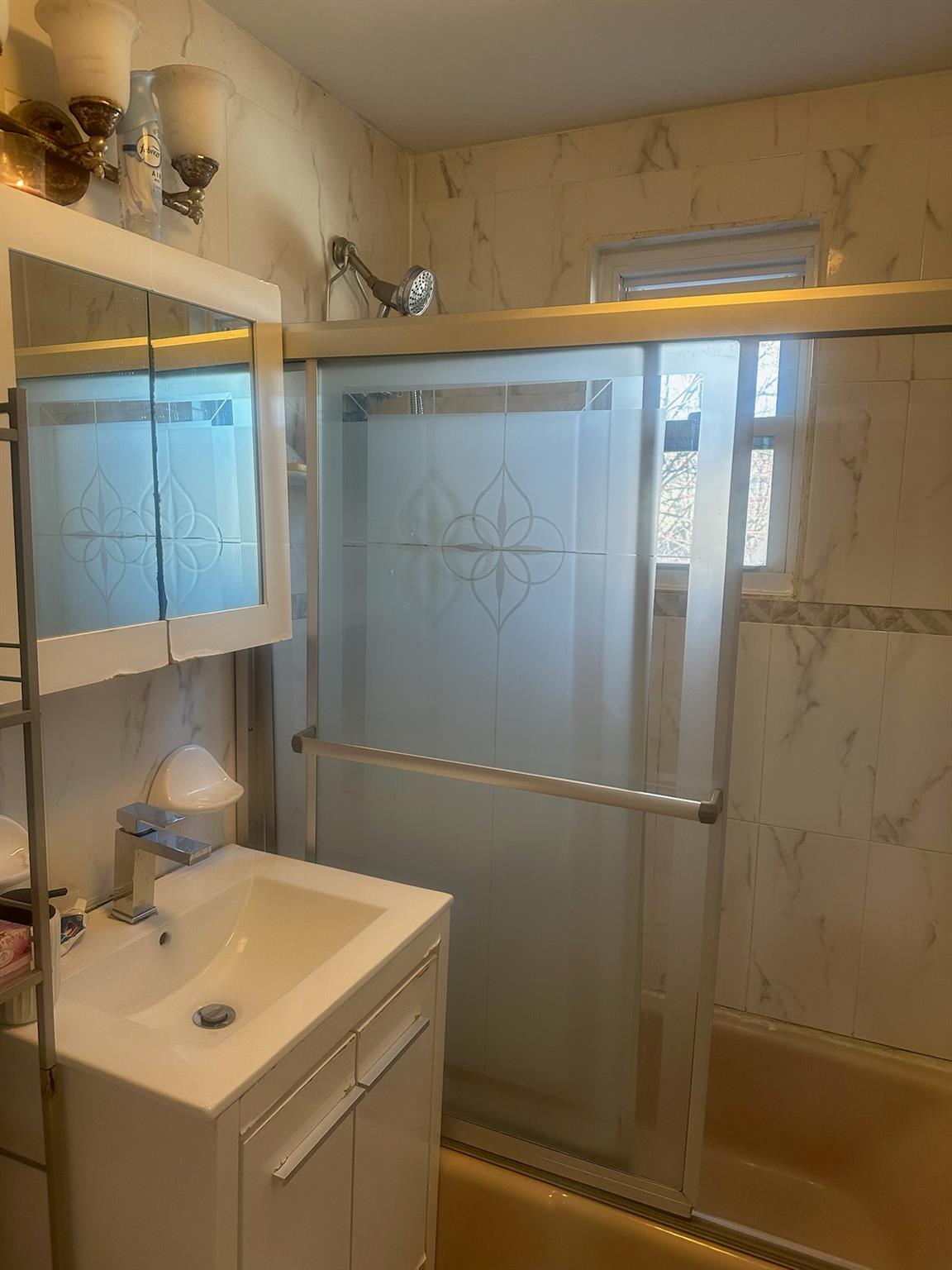 225-23 Murdock Avenue, Queens Village, NY 11429