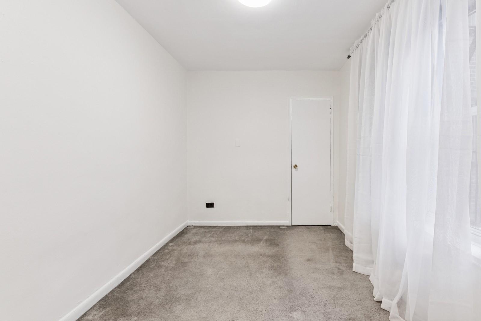 110-15 71st Road # 2K, Forest Hills, NY 11375