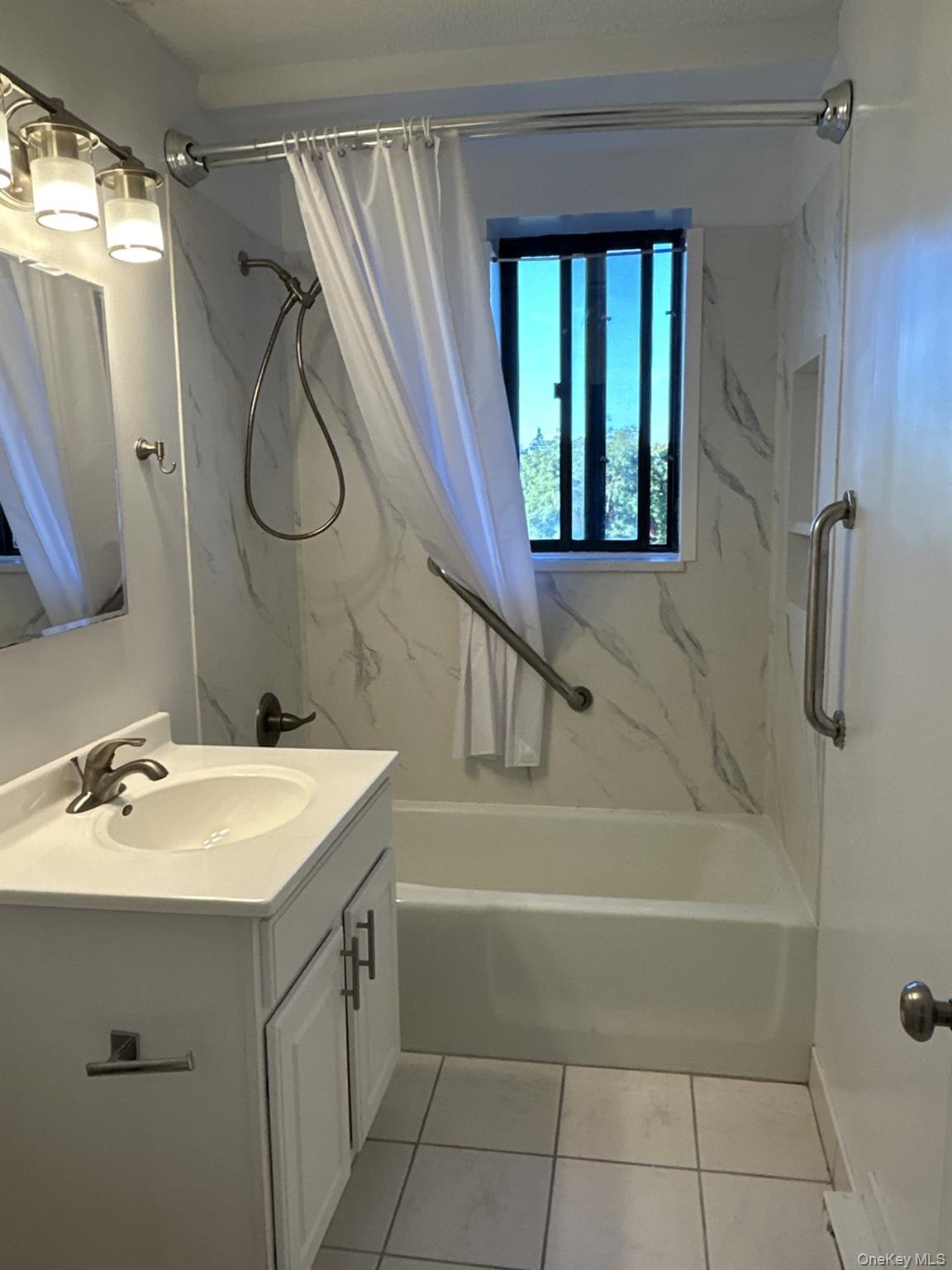 160 Academy Street # 7L, Poughkeepsie, NY 12601