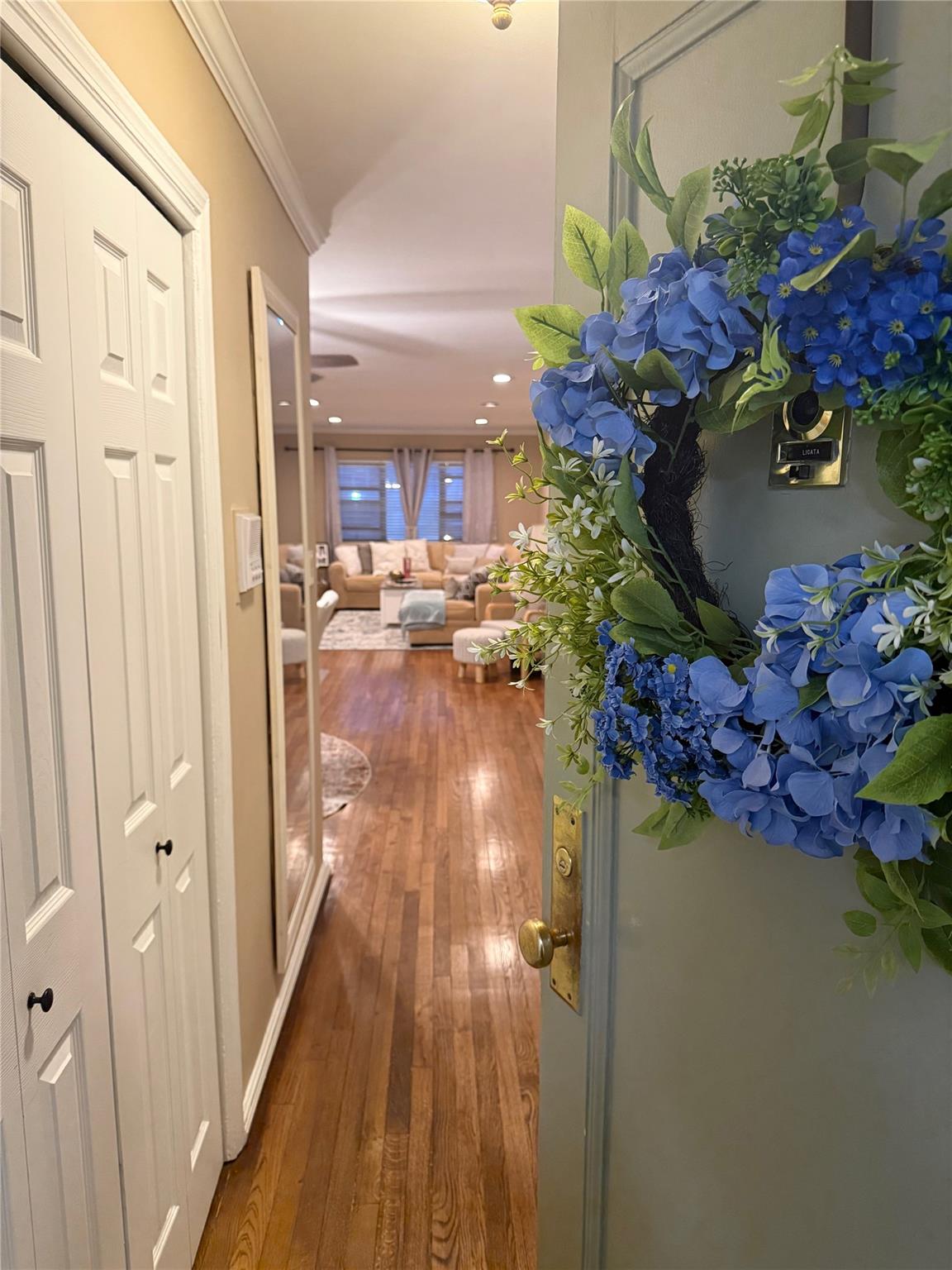 1213 E Broadway # B12, Hewlett, NY 11557