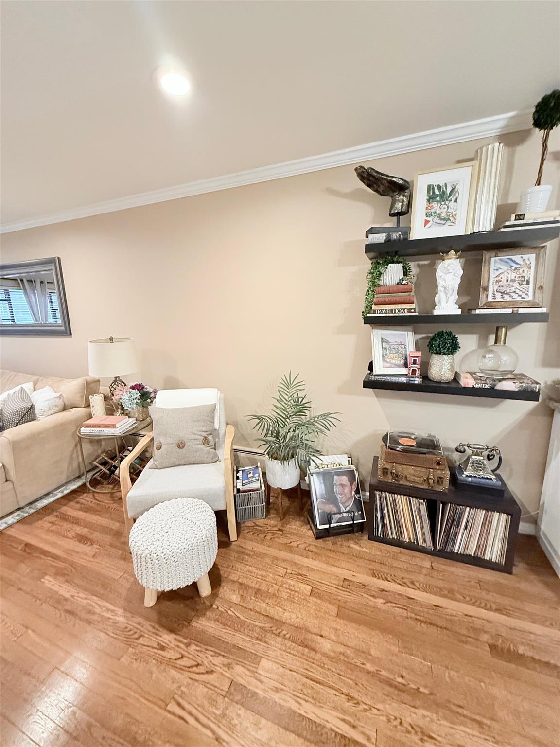 1213 E Broadway # B12, Hewlett, NY 11557