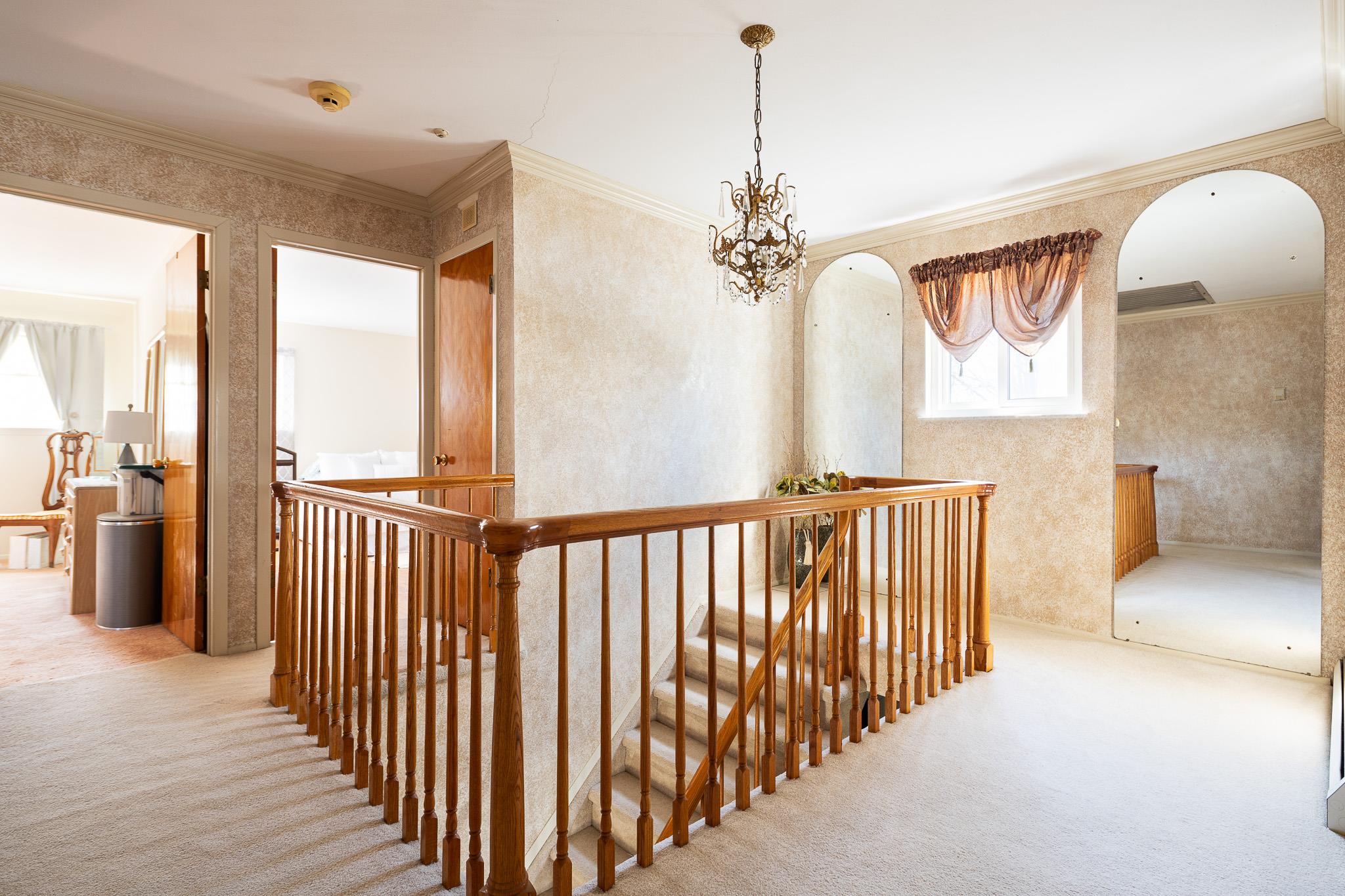 53 Tulipwood Dr, Commack, NY 11725