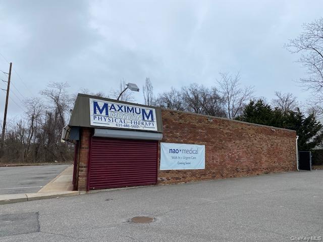 1470 Sunrise Highway, Islip, NY 11706