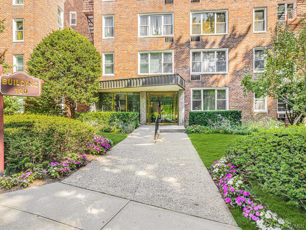 120 De Haven Drive # 629, Yonkers, NY 10703